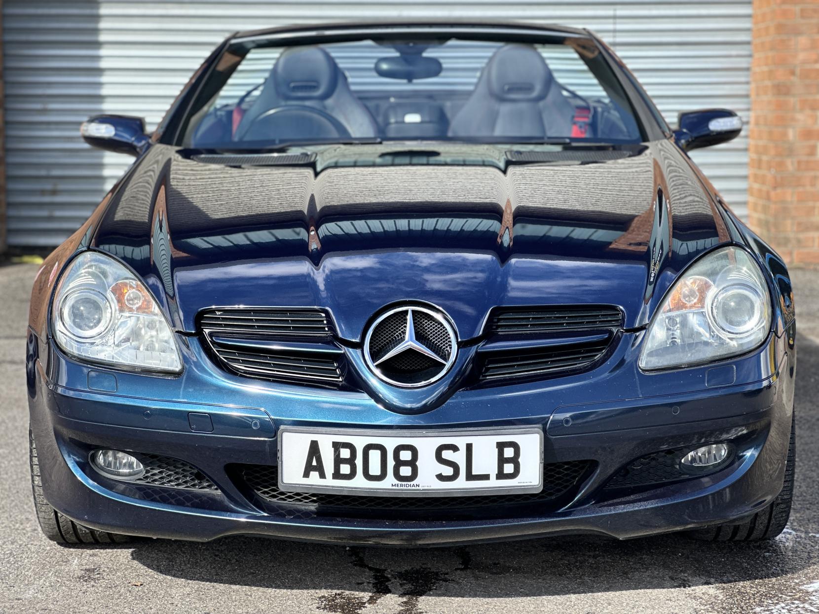 Mercedes-Benz SLK 3.0 SLK280 Convertible 2dr Petrol G-Tronic Euro 5 (231 ps)