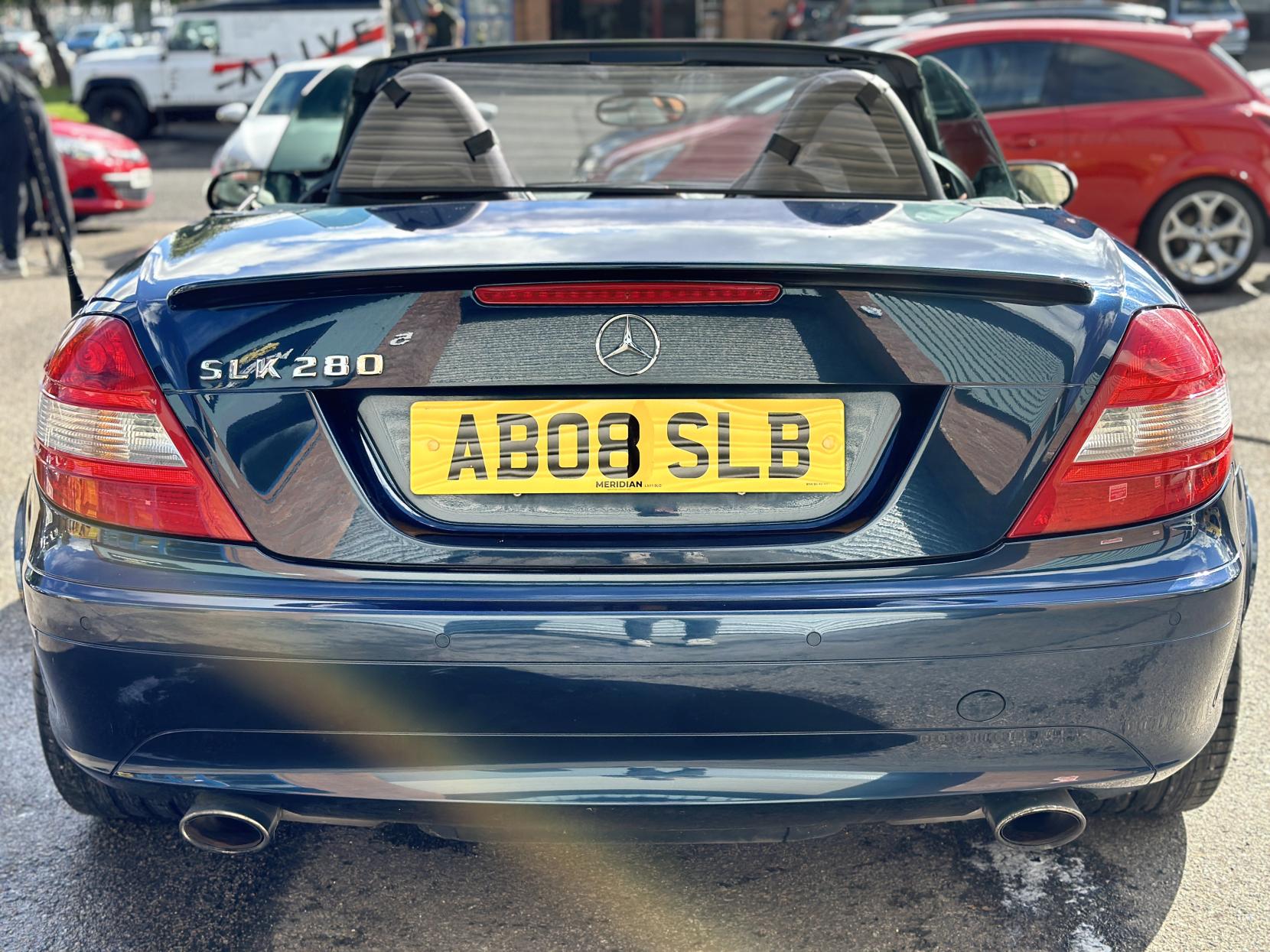 Mercedes-Benz SLK 3.0 SLK280 Convertible 2dr Petrol G-Tronic Euro 5 (231 ps)