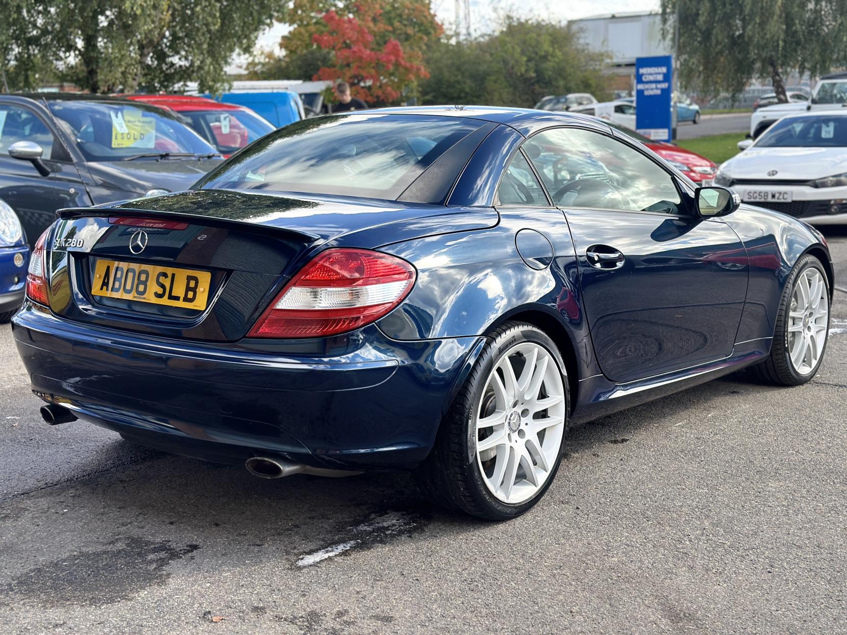 Mercedes-Benz SLK 3.0 SLK280 Convertible 2dr Petrol G-Tronic Euro 5 (231 ps)