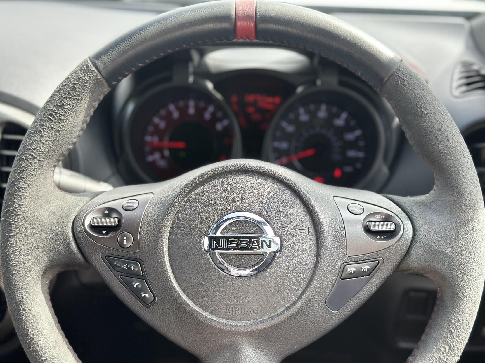 Nissan Juke 1.6 DIG-T Nismo RS SUV 5dr Petrol Manual Euro 5 (218 ps)