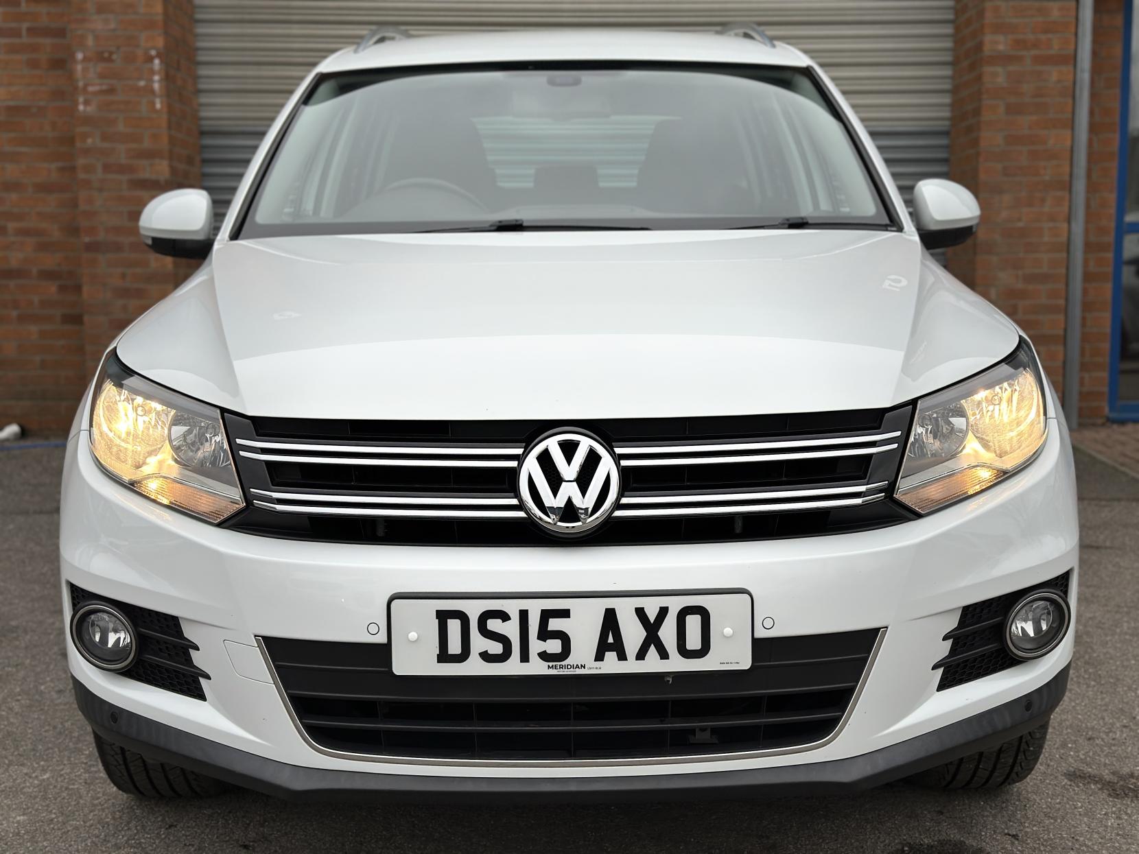 Volkswagen Tiguan 2.0 TDI BlueMotion Tech Match SUV 5dr Diesel DSG 4WD Euro 5 (s/s) (140 ps)