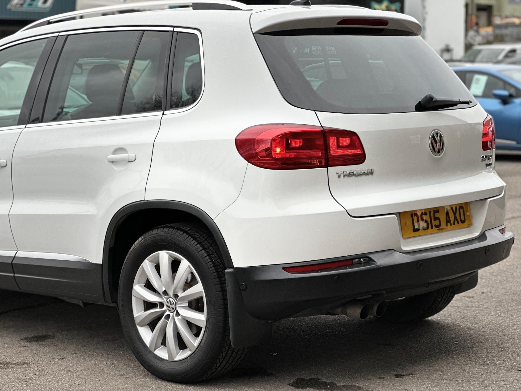 Volkswagen Tiguan 2.0 TDI BlueMotion Tech Match SUV 5dr Diesel DSG 4WD Euro 5 (s/s) (140 ps)