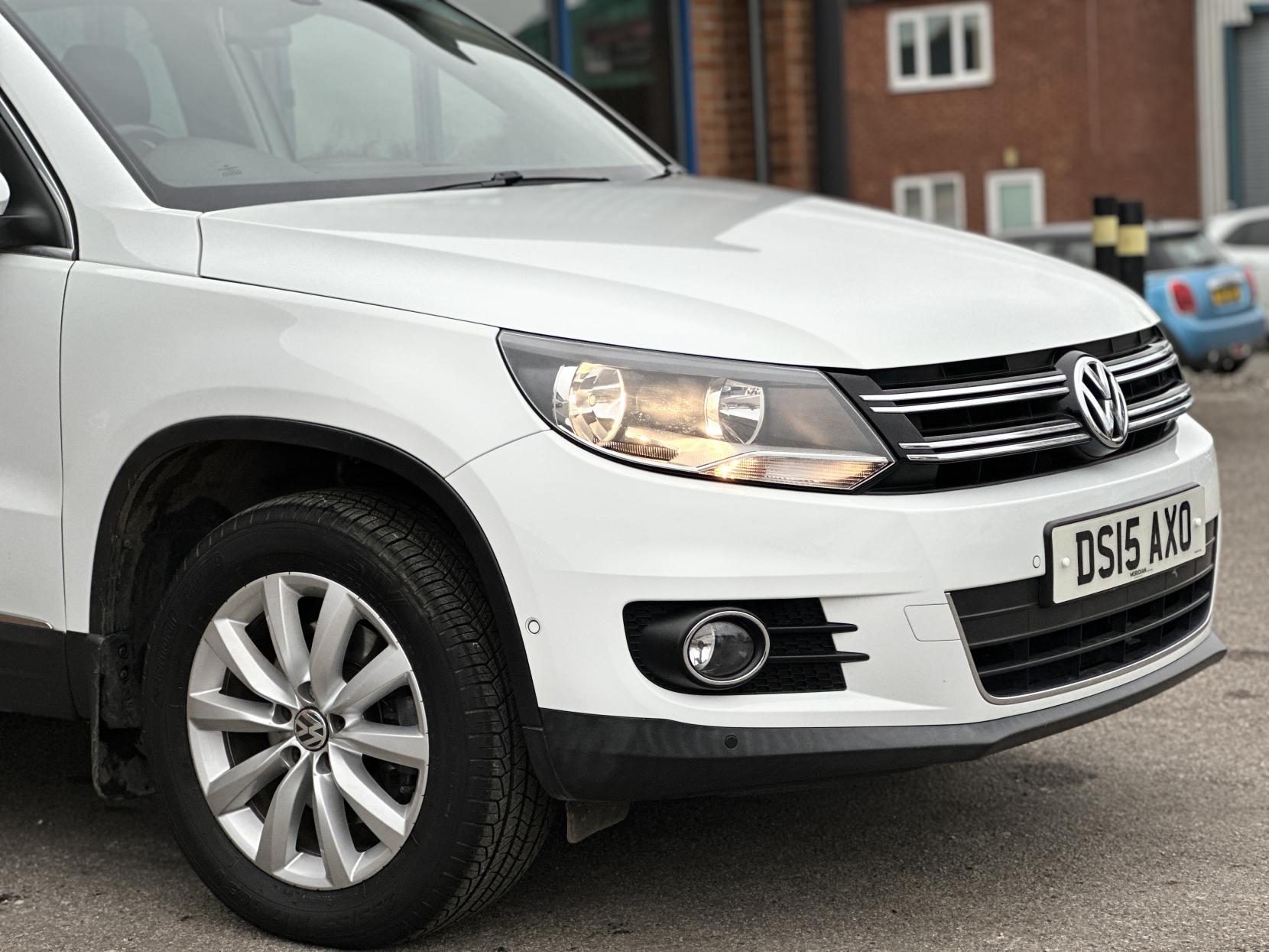 Volkswagen Tiguan 2.0 TDI BlueMotion Tech Match SUV 5dr Diesel DSG 4WD Euro 5 (s/s) (140 ps)