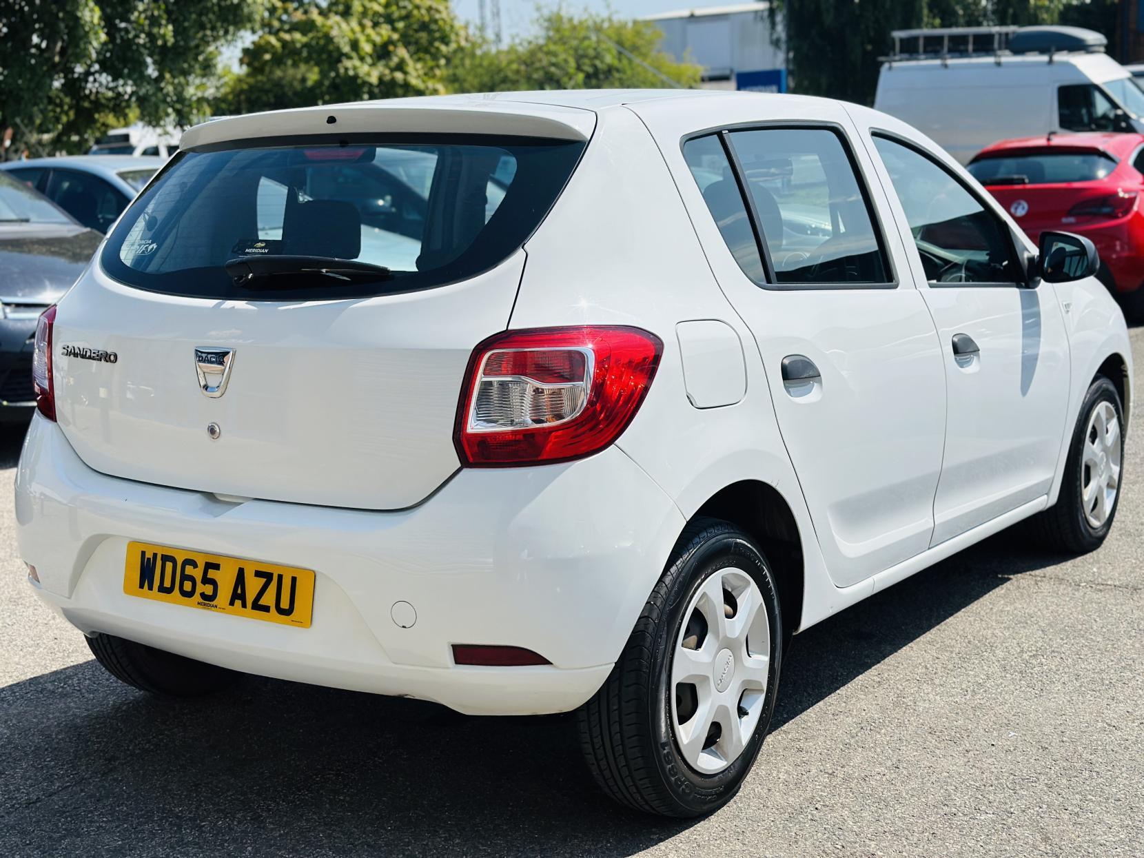 Dacia Sandero 1.5 dCi Ambiance Hatchback 5dr Diesel Manual Euro 6 (s/s) (90 ps)