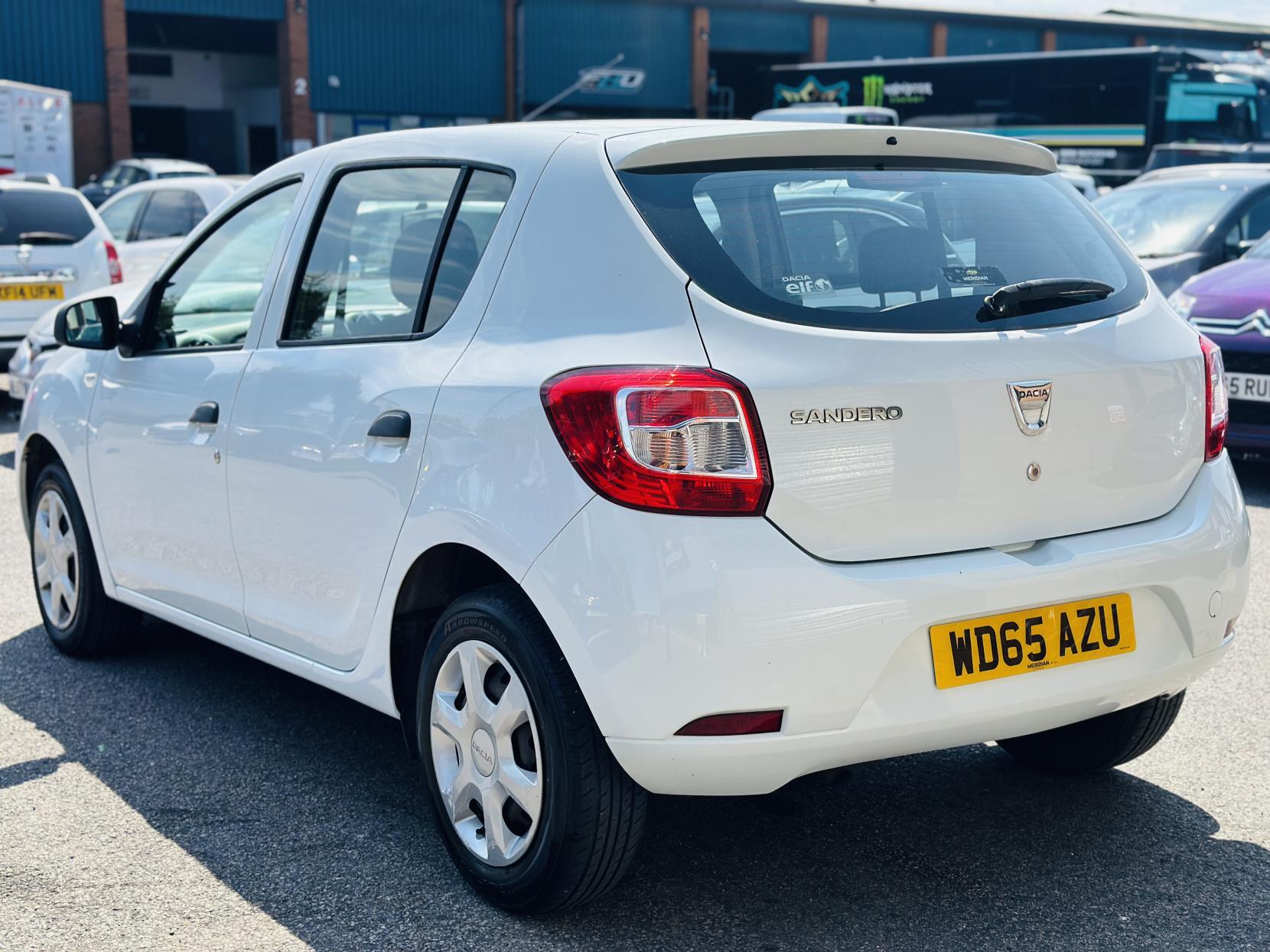 Dacia Sandero 1.5 dCi Ambiance Hatchback 5dr Diesel Manual Euro 6 (s/s) (90 ps)