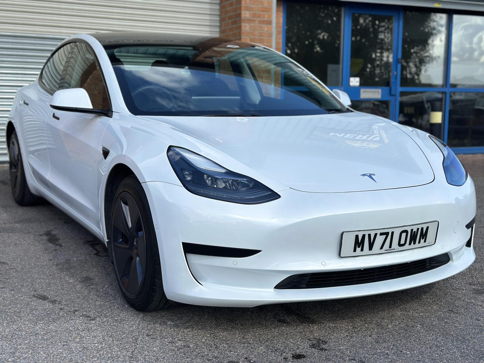 Tesla Model 3 Standard Range Plus Saloon 4dr Electric Auto RWD (241 bhp)