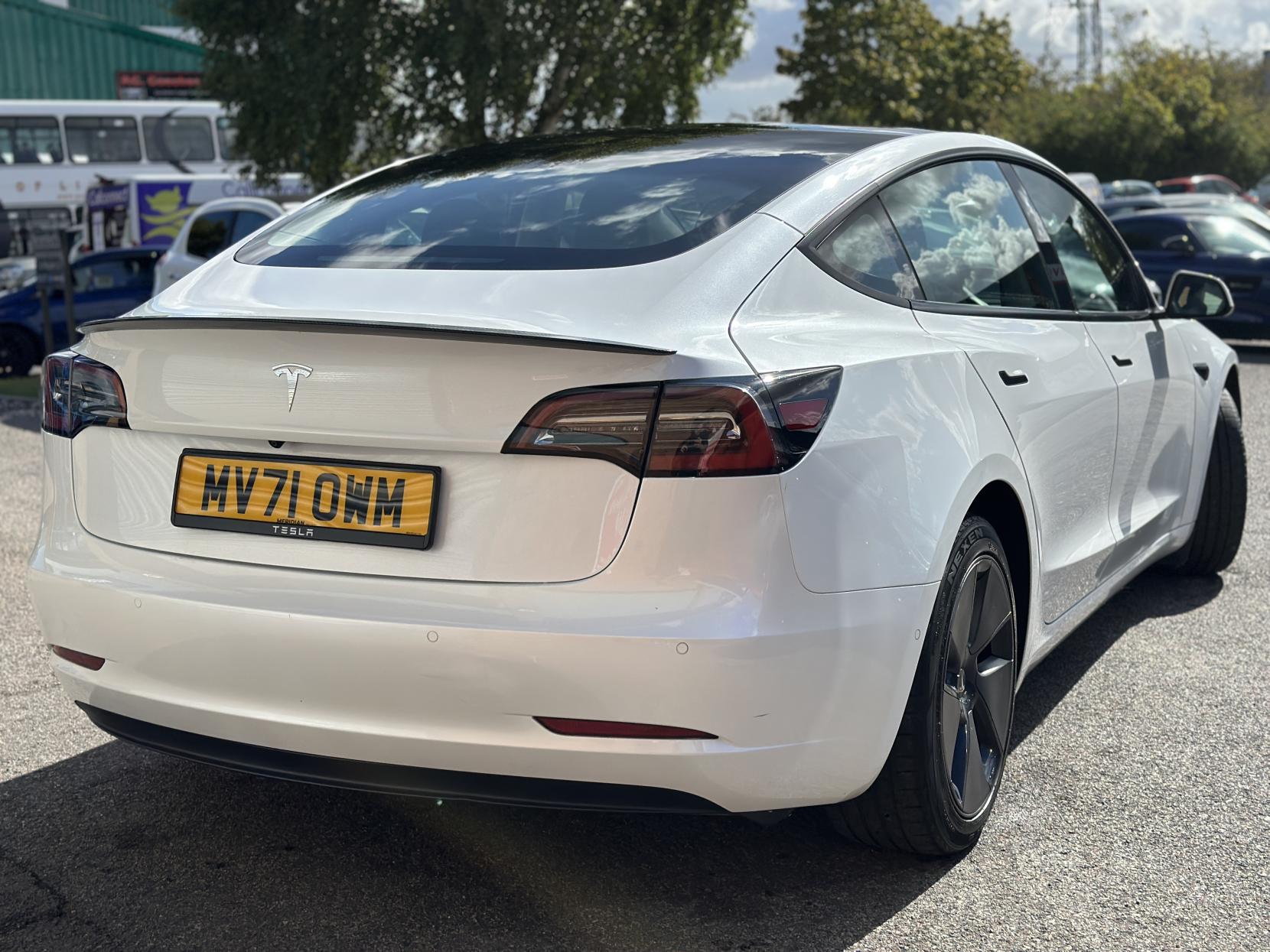 Tesla Model 3 Standard Range Plus Saloon 4dr Electric Auto RWD (241 bhp)