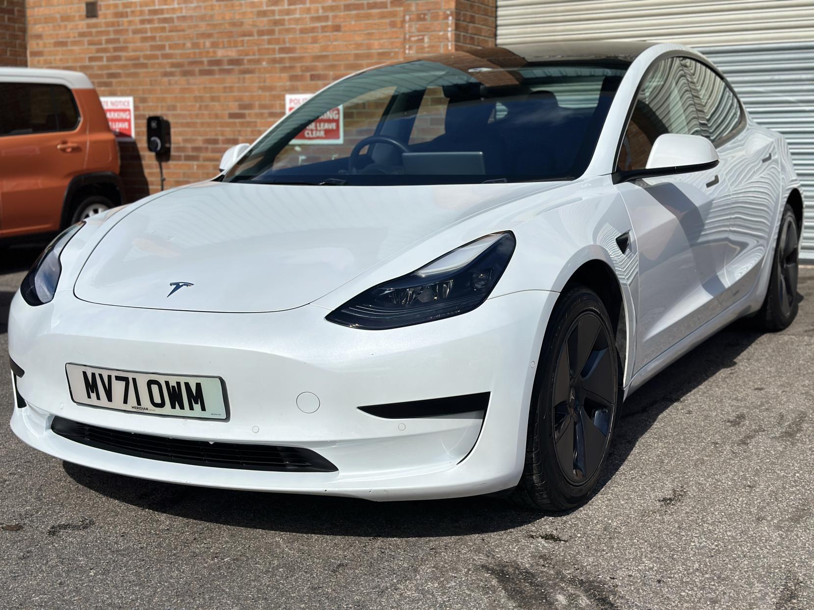 Tesla Model 3 Standard Range Plus Saloon 4dr Electric Auto RWD (241 bhp)