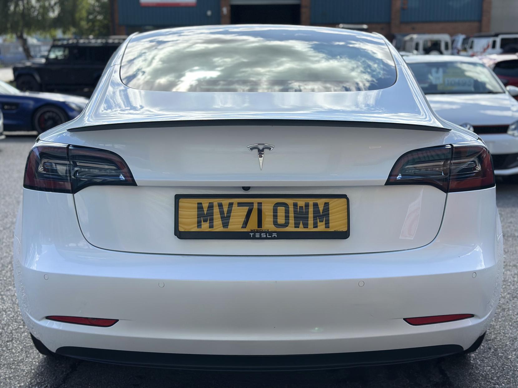 Tesla Model 3 Standard Range Plus Saloon 4dr Electric Auto RWD (241 bhp)