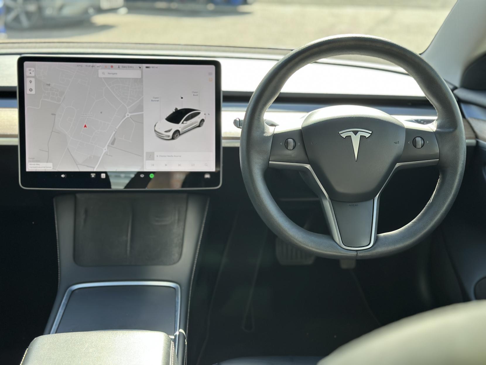 Tesla Model 3 Standard Range Plus Saloon 4dr Electric Auto RWD (241 bhp)