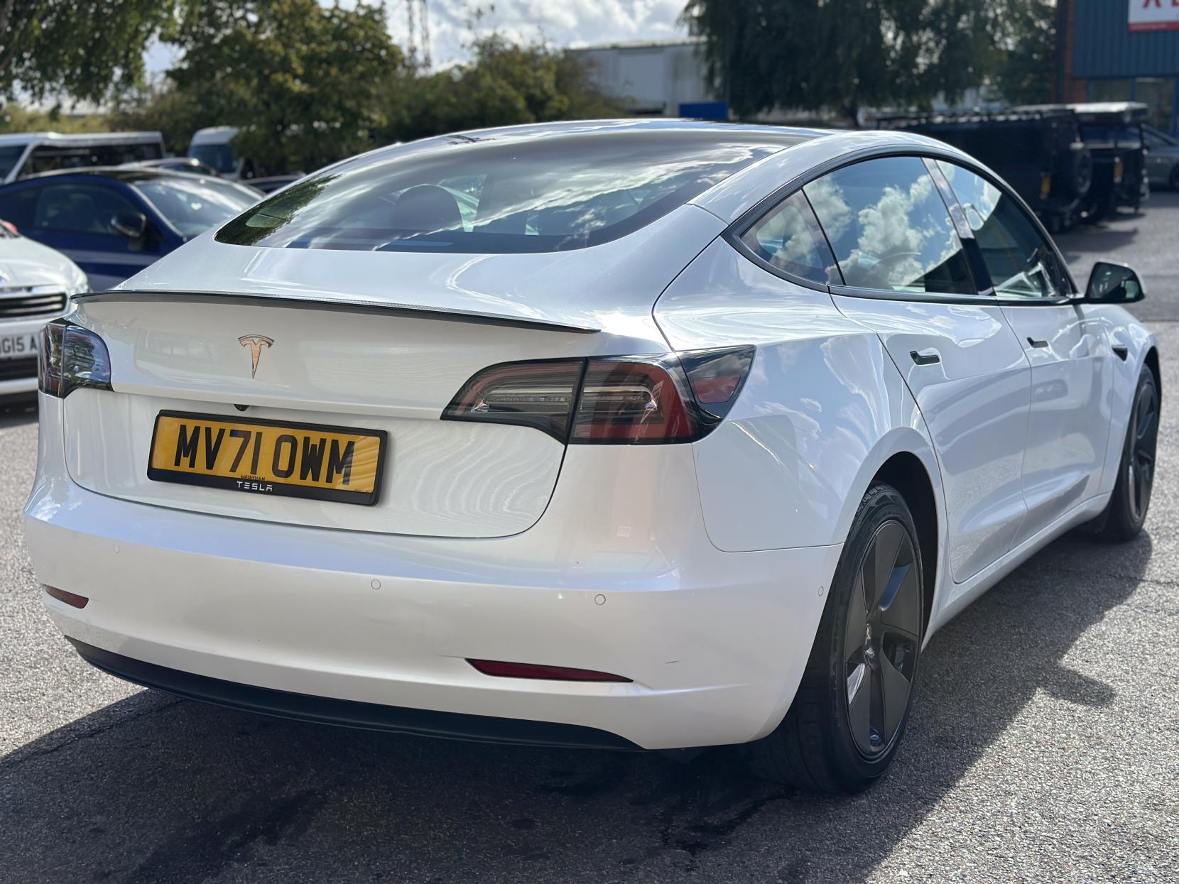 Tesla Model 3 Standard Range Plus Saloon 4dr Electric Auto RWD (241 bhp)