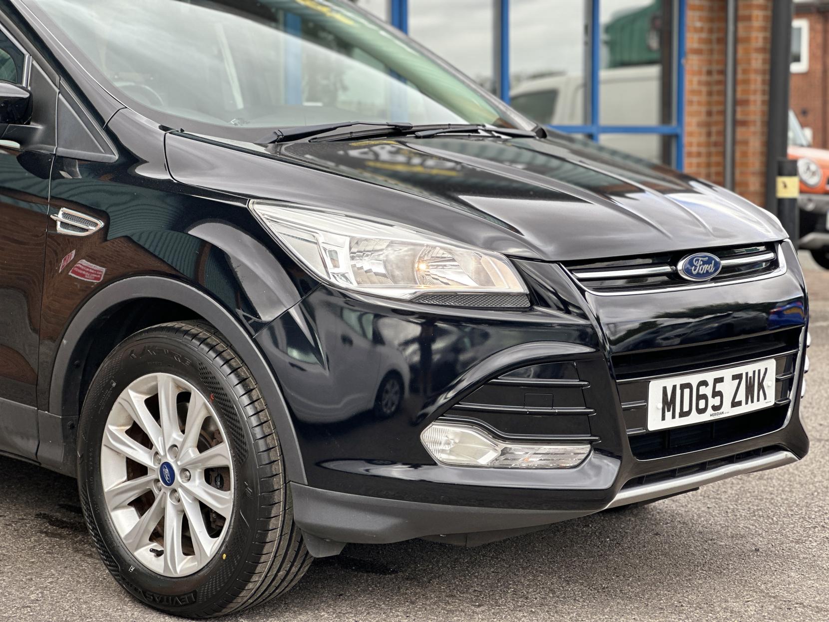 Ford Kuga 2.0 TDCi Titanium SUV 5dr Diesel Manual 2WD Euro 6 (s/s) (150 ps)