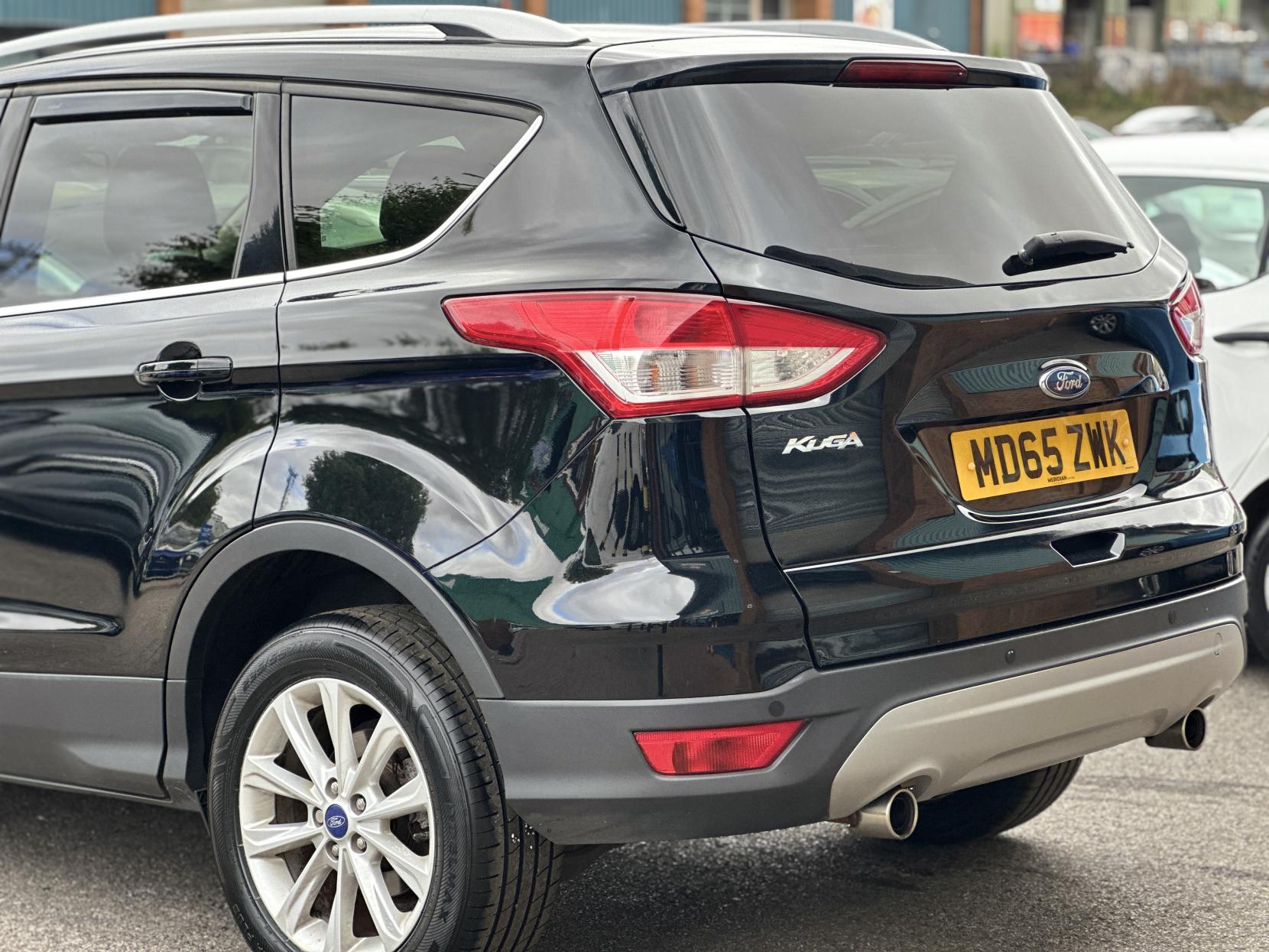 Ford Kuga 2.0 TDCi Titanium SUV 5dr Diesel Manual 2WD Euro 6 (s/s) (150 ps)
