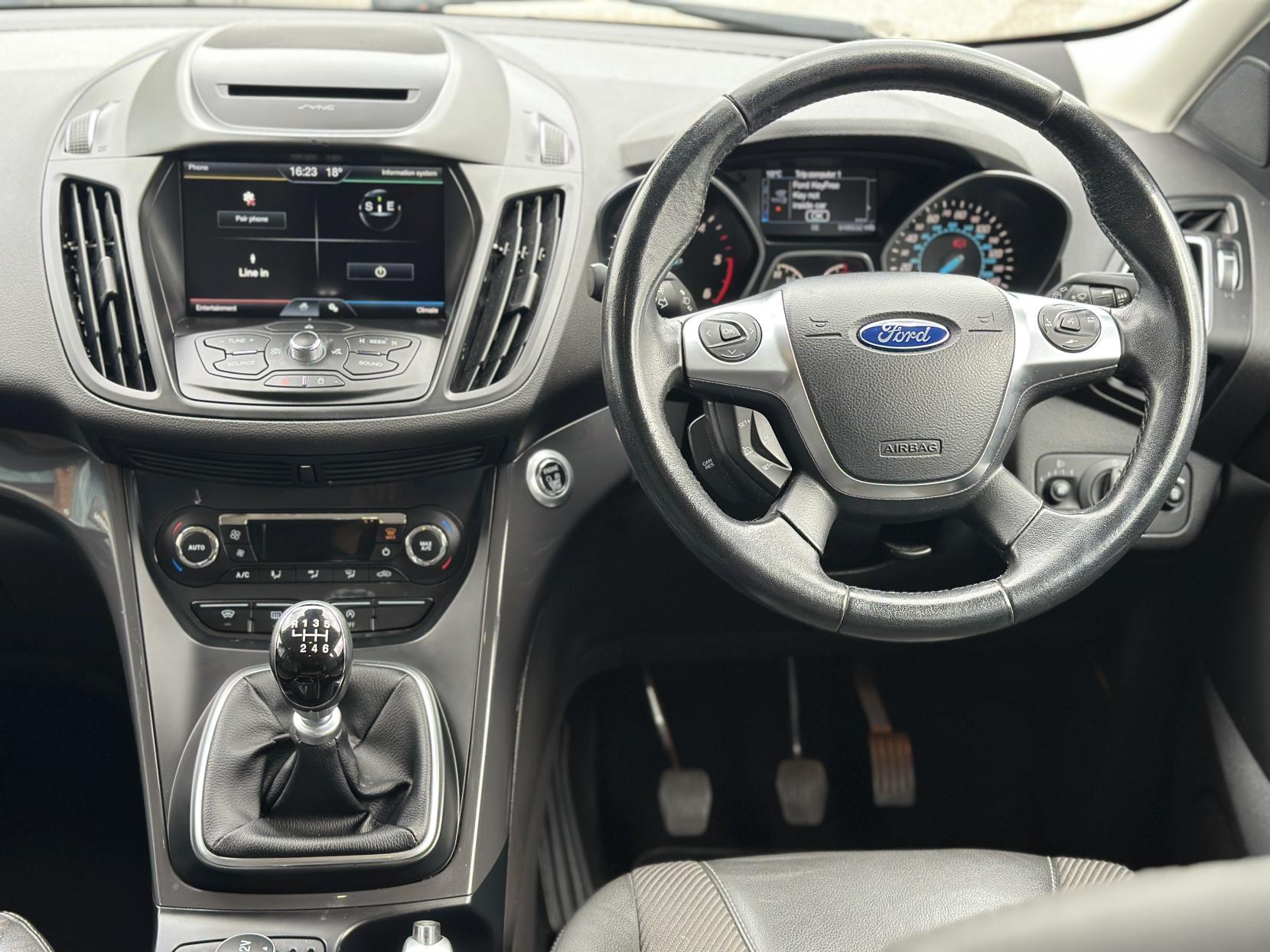 Ford Kuga 2.0 TDCi Titanium SUV 5dr Diesel Manual 2WD Euro 6 (s/s) (150 ps)