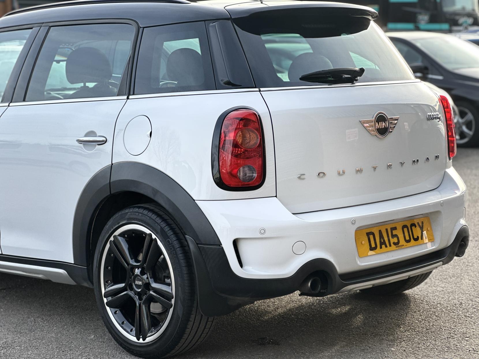 MINI Countryman 1.6 Cooper S SUV 5dr Petrol Auto ALL4 Euro 5 (184 ps)