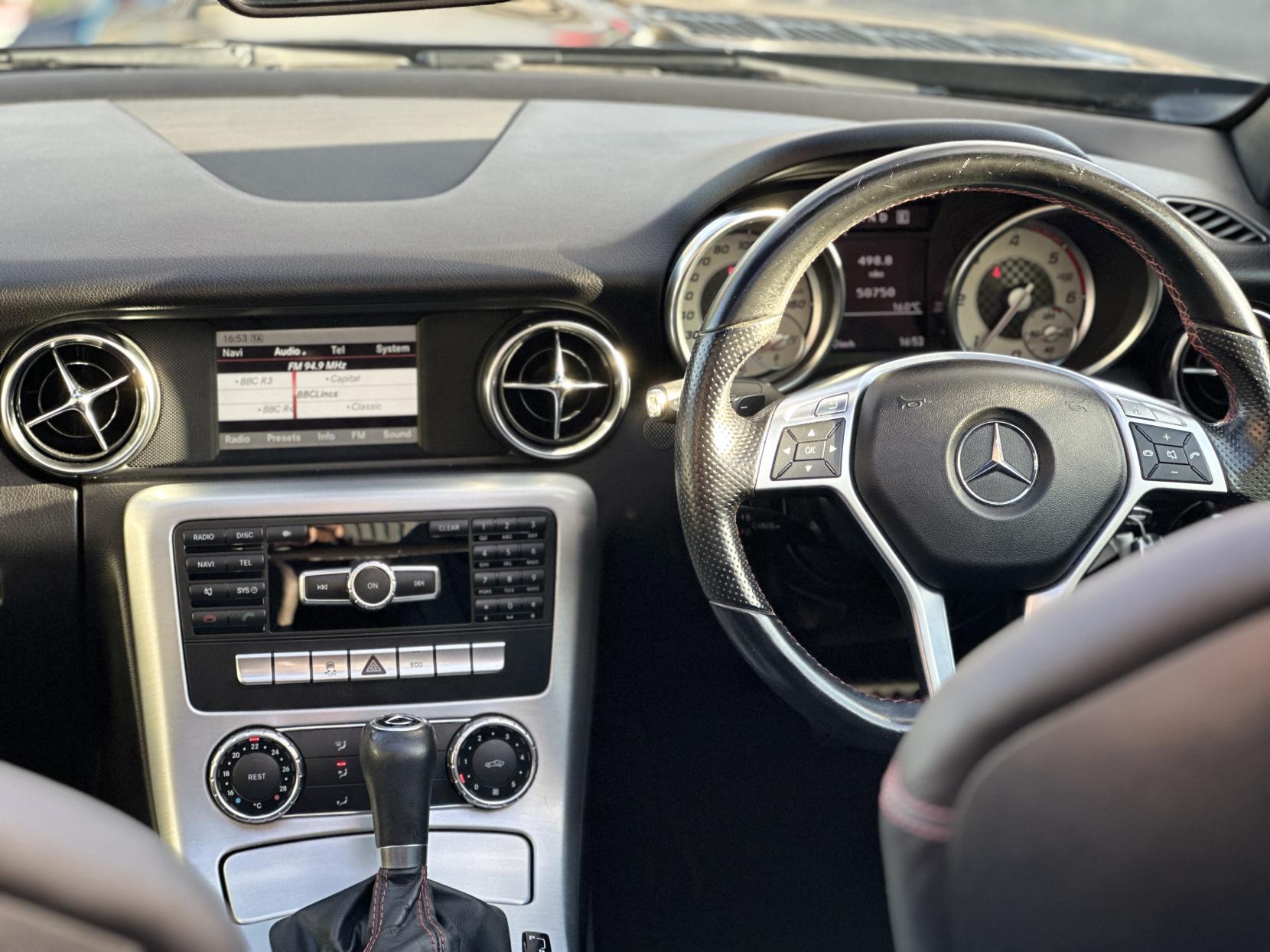 Mercedes-Benz SLK 2.1 SLK250 CDI BlueEfficiency AMG Sport Convertible 2dr Diesel G-Tronic+ Euro 5 (s/s) (204 ps)