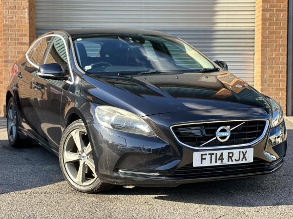 Volvo V40 1.6 T4 SE Lux Nav Hatchback 5dr Petrol Powershift Euro 5 (s/s) (180 ps)