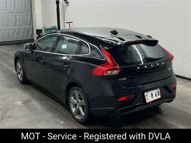 Volvo V40 1.6 T4 SE Lux Nav Hatchback 5dr Petrol Powershift Euro 5 (s/s) (180 ps)