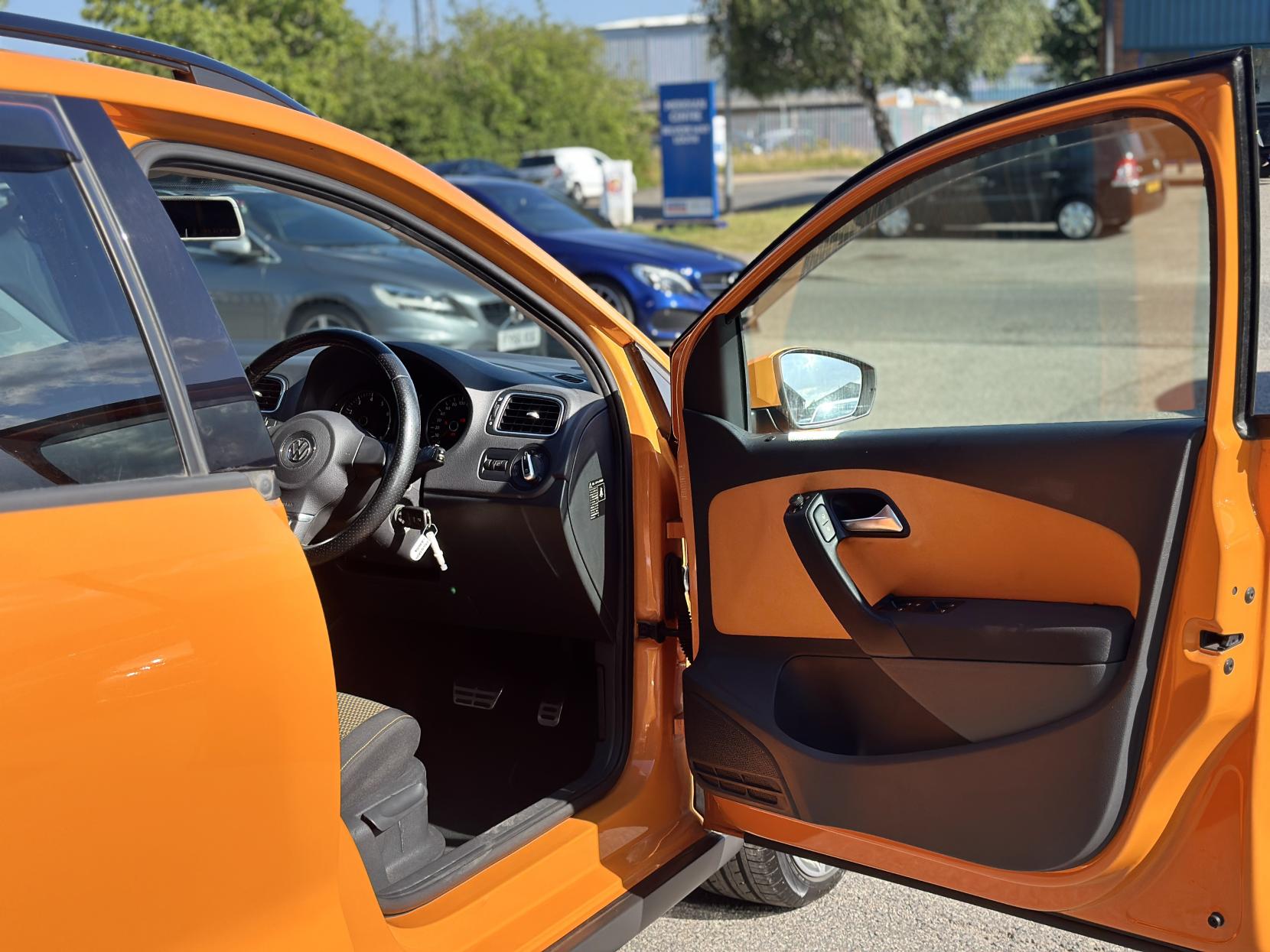 Volkswagen Polo 1.2 Cross Hatchback (2009 - 2014)