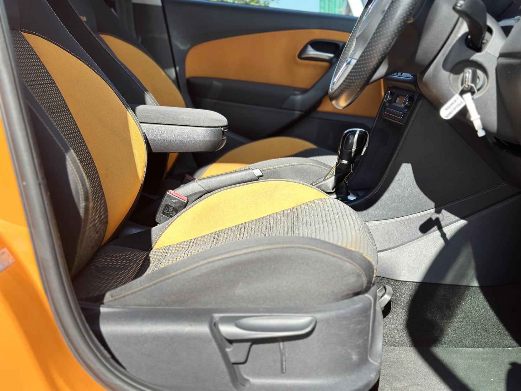 Volkswagen Polo 1.2 Cross Hatchback (2009 - 2014)