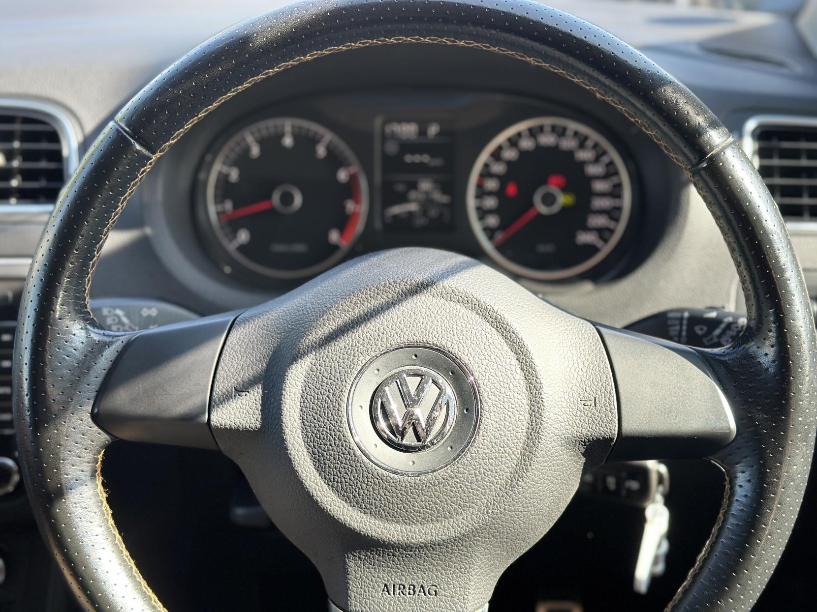 Volkswagen Polo 1.2 Cross Hatchback (2009 - 2014)