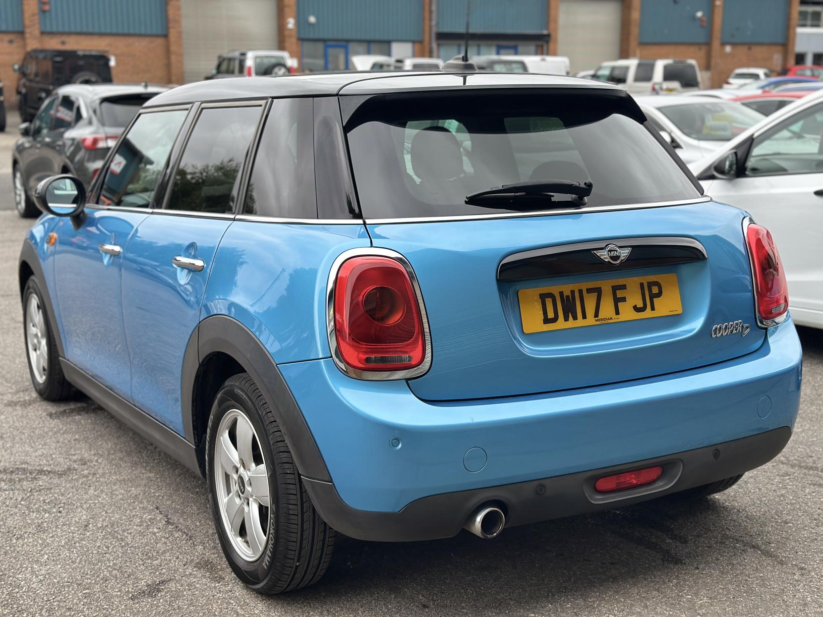 MINI Hatch 1.5 Cooper D Hatchback 5dr Diesel Manual Euro 6 (s/s) (116 ps)