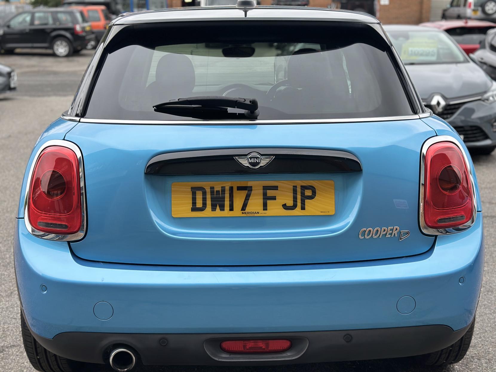 MINI Hatch 1.5 Cooper D Hatchback 5dr Diesel Manual Euro 6 (s/s) (116 ps)