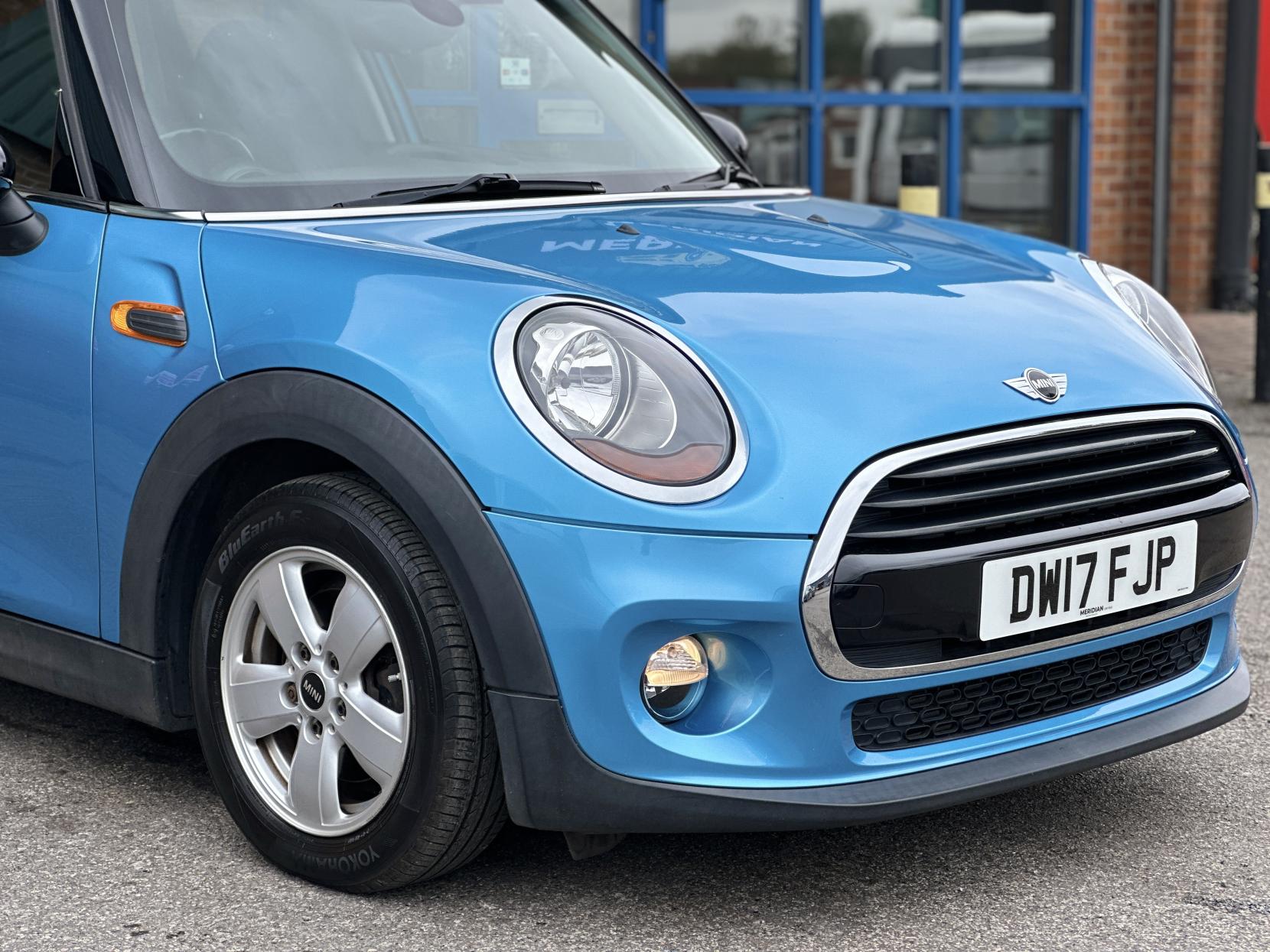 MINI Hatch 1.5 Cooper D Hatchback 5dr Diesel Manual Euro 6 (s/s) (116 ps)
