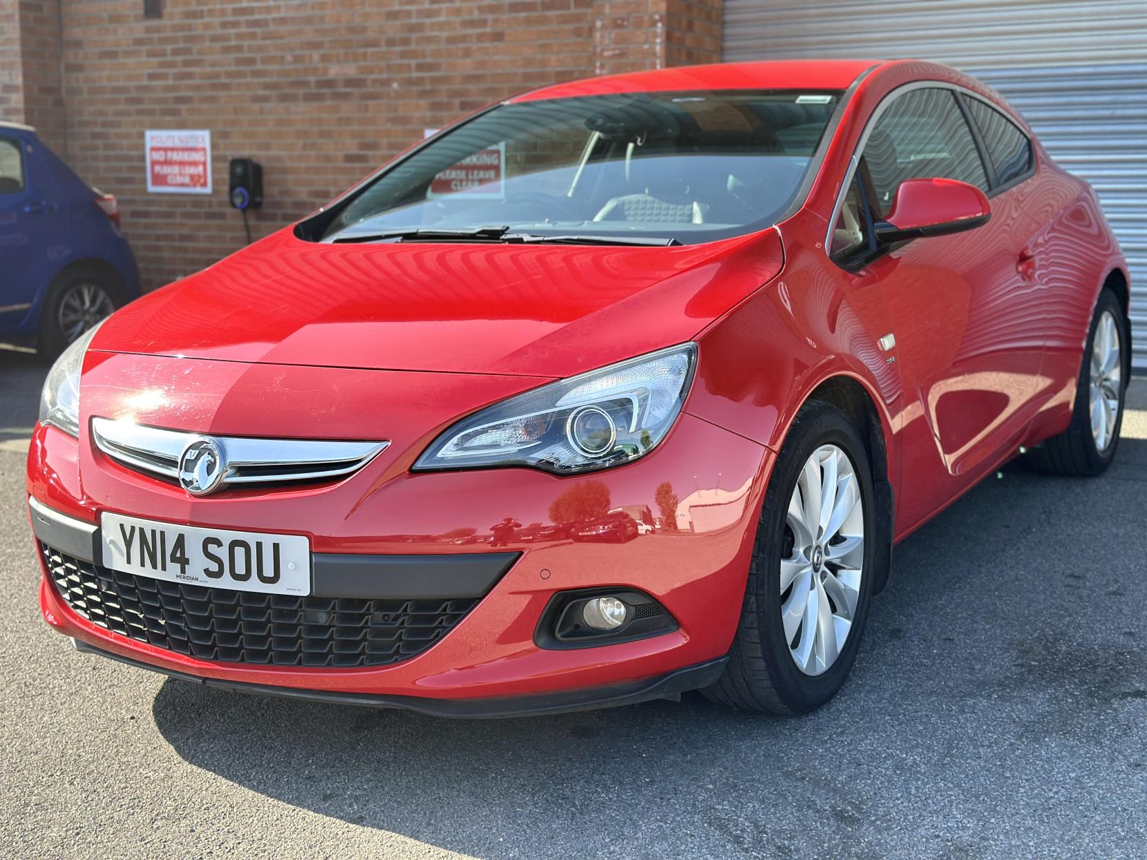 Vauxhall Astra GTC 1.6T 16V SRi Coupe 3dr Petrol Manual Euro 5 (180 ps)