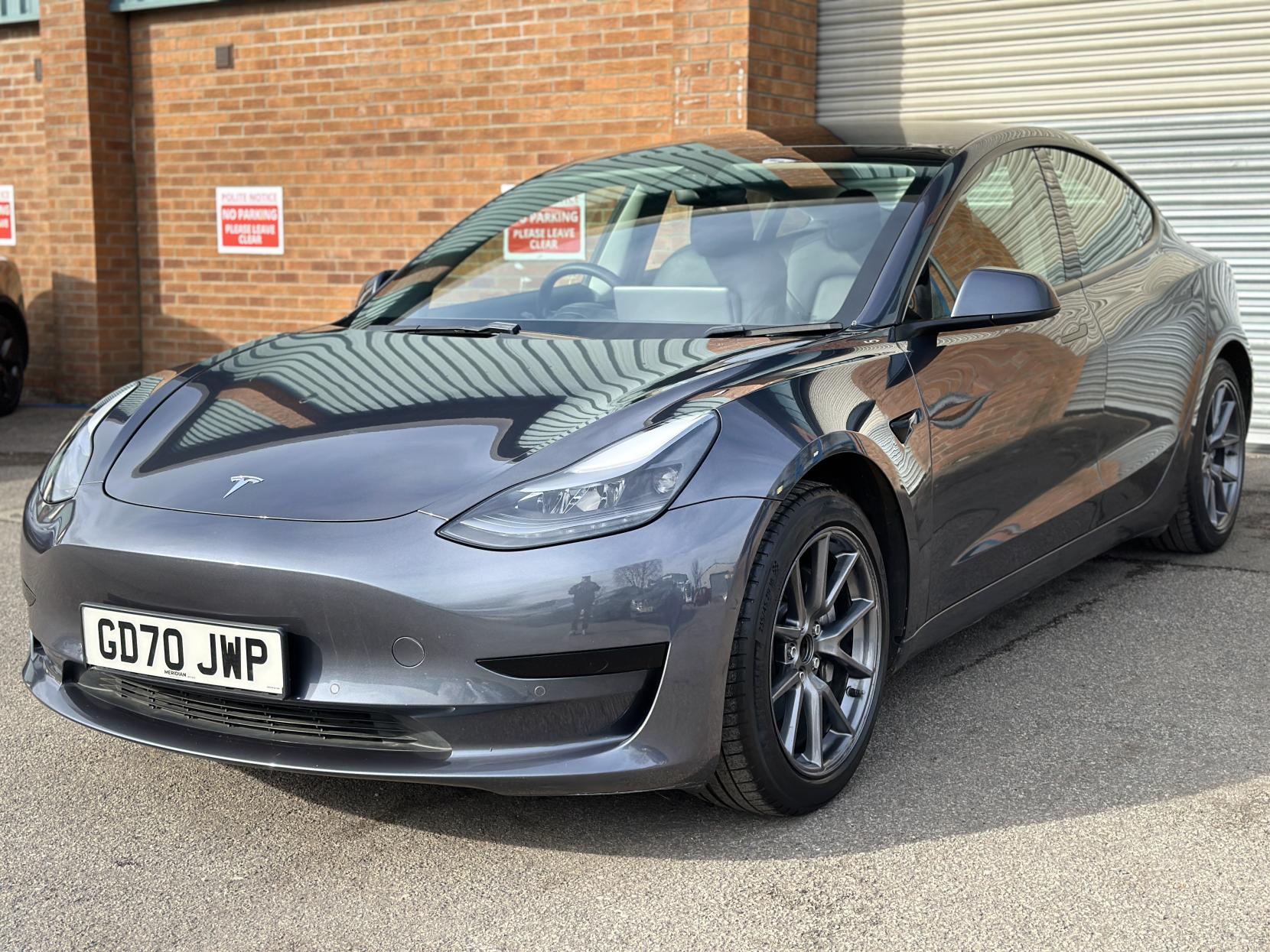 Tesla Model 3 Standard Range Plus Saloon 4dr Electric Auto RWD (241 bhp)