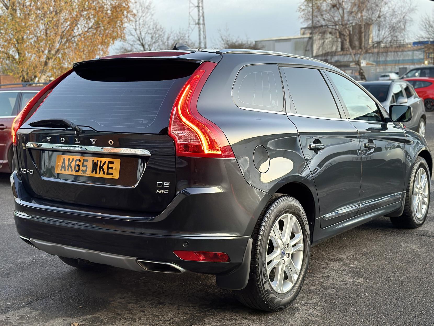 Volvo XC60 2.4 D5 SE Lux Nav SUV 5dr Diesel Manual AWD Euro 6 (s/s) (220 ps)