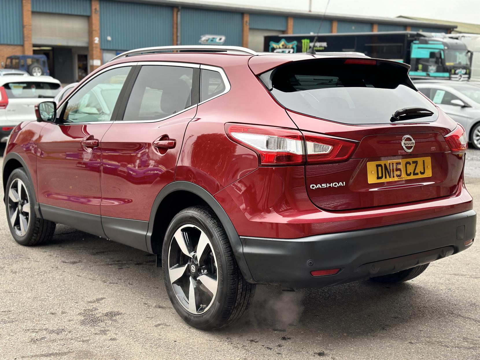 Nissan Qashqai 1.2 DIG-T n-tec+ SUV 5dr Petrol Manual 2WD Euro 5 (s/s) (115 ps)