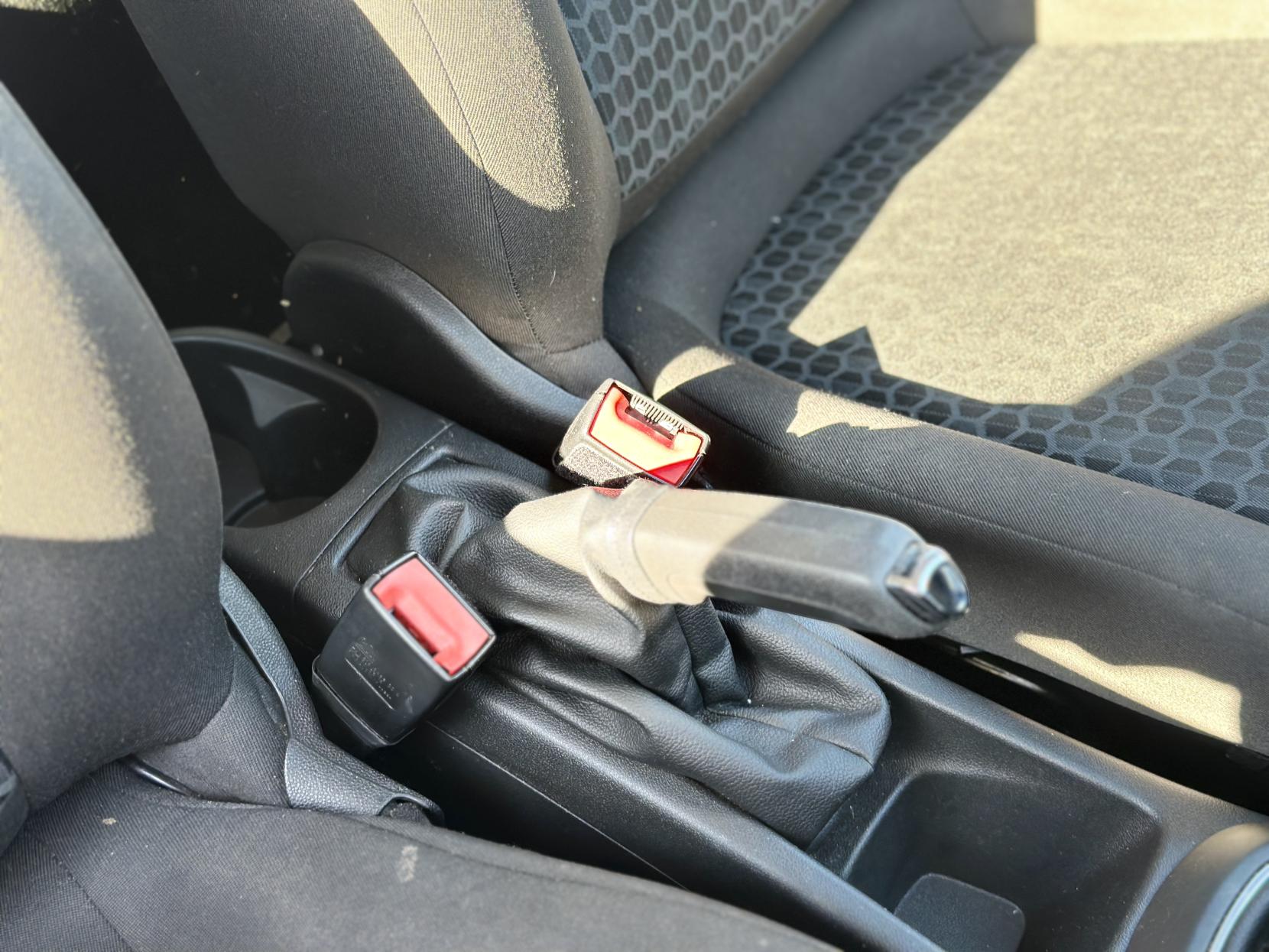 Vauxhall Corsa 1.4i ecoFLEX Sting Hatchback 3dr Petrol Manual Euro 6 (75 ps)
