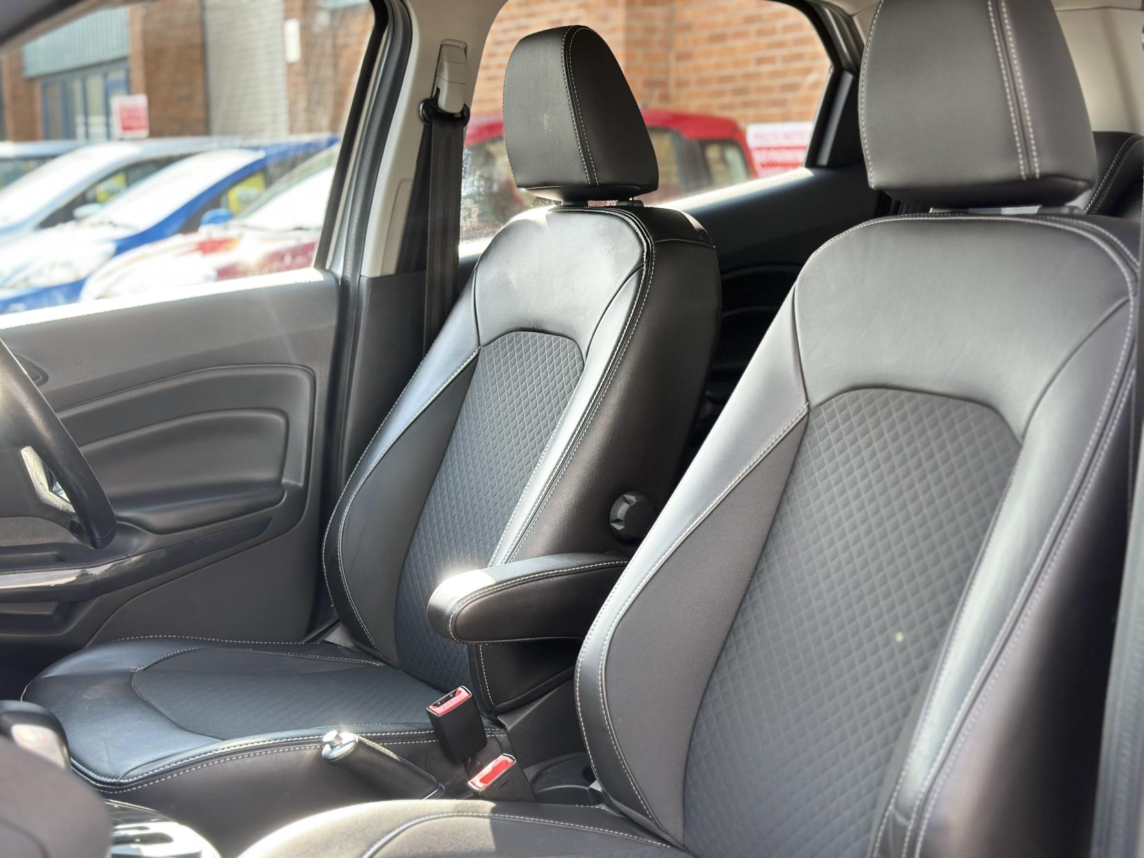 Ford EcoSport 1.5 Titanium SUV 5dr Petrol Powershift 2WD Euro 5 (112 ps)