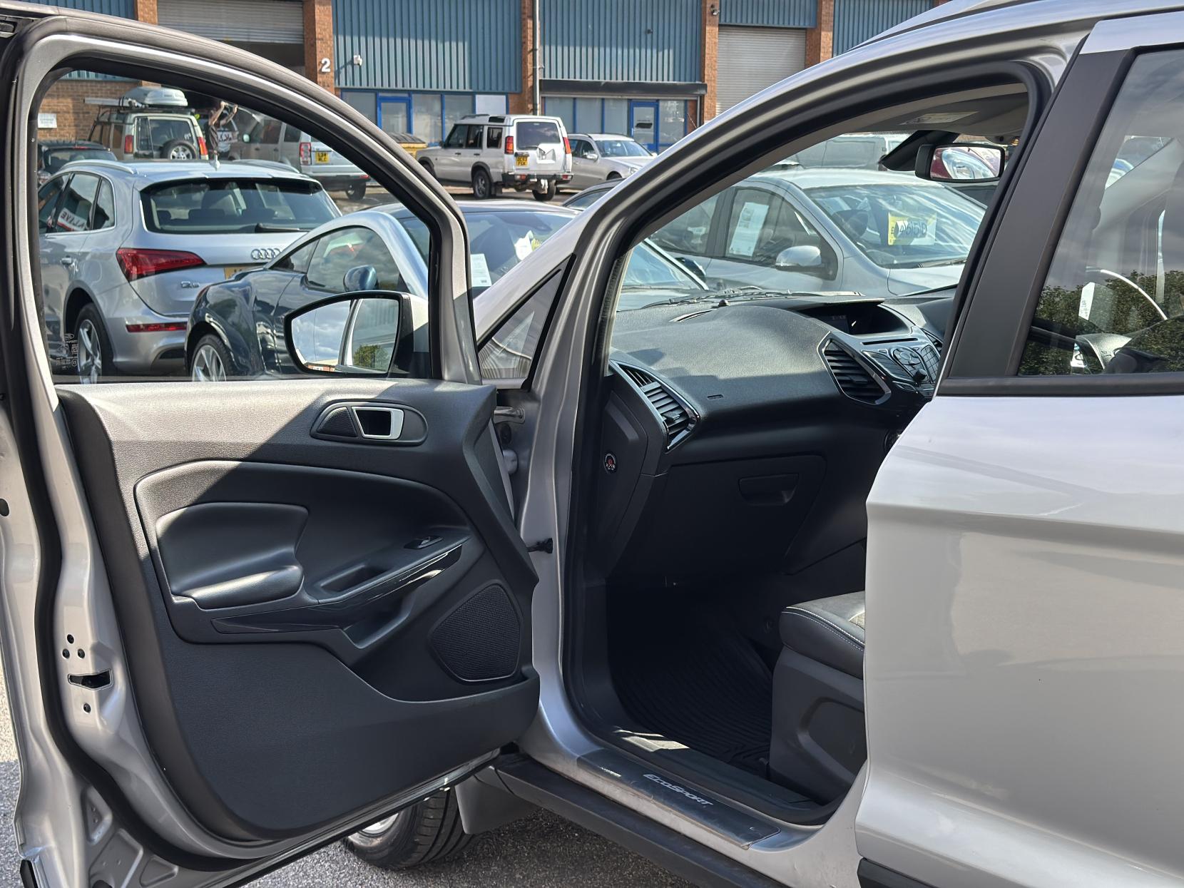Ford EcoSport 1.5 Titanium SUV 5dr Petrol Powershift 2WD Euro 5 (112 ps)