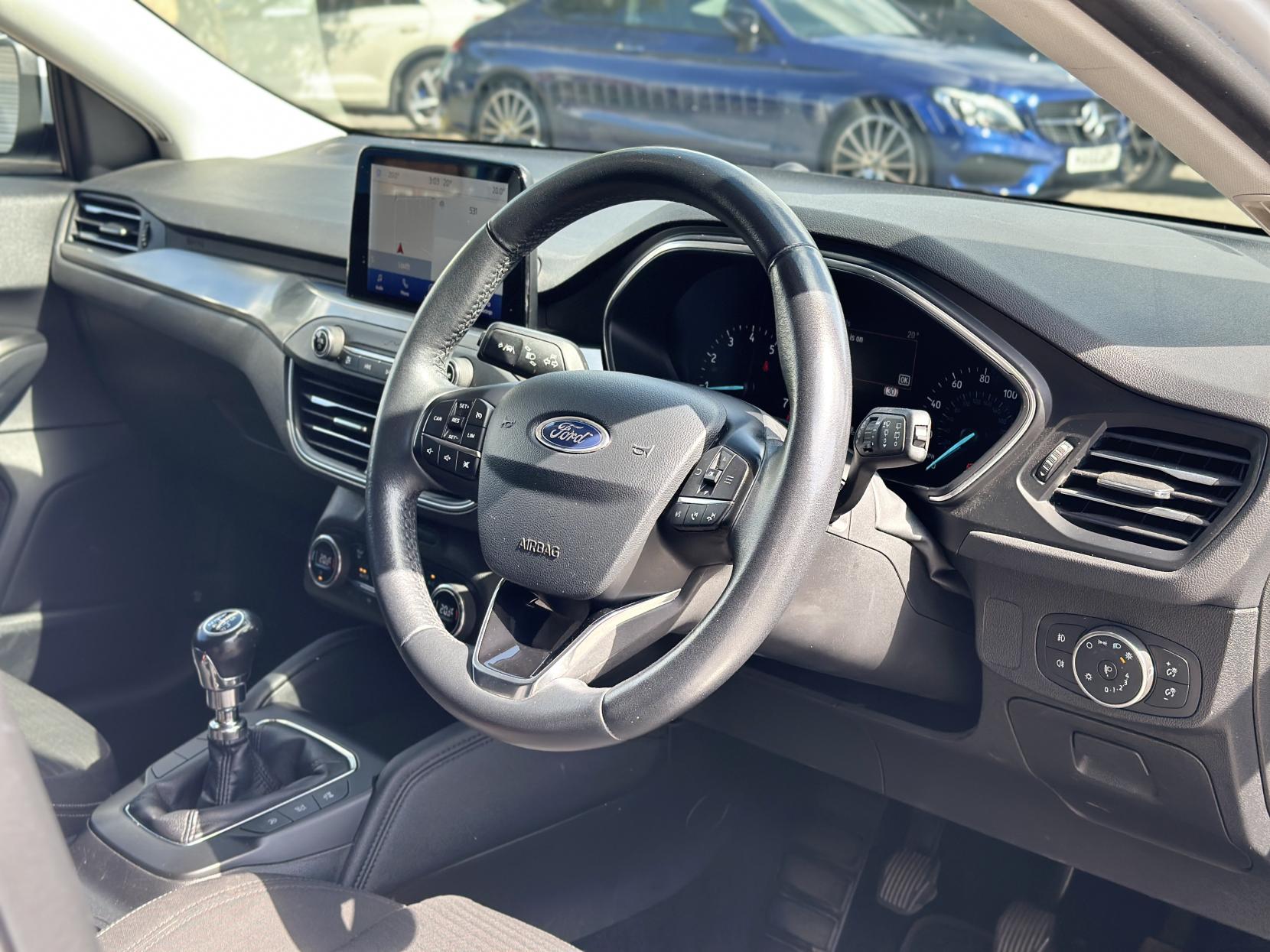 Ford Focus 1.0T EcoBoost Titanium Hatchback 5dr Petrol Manual Euro 6 (s/s) (125 ps)