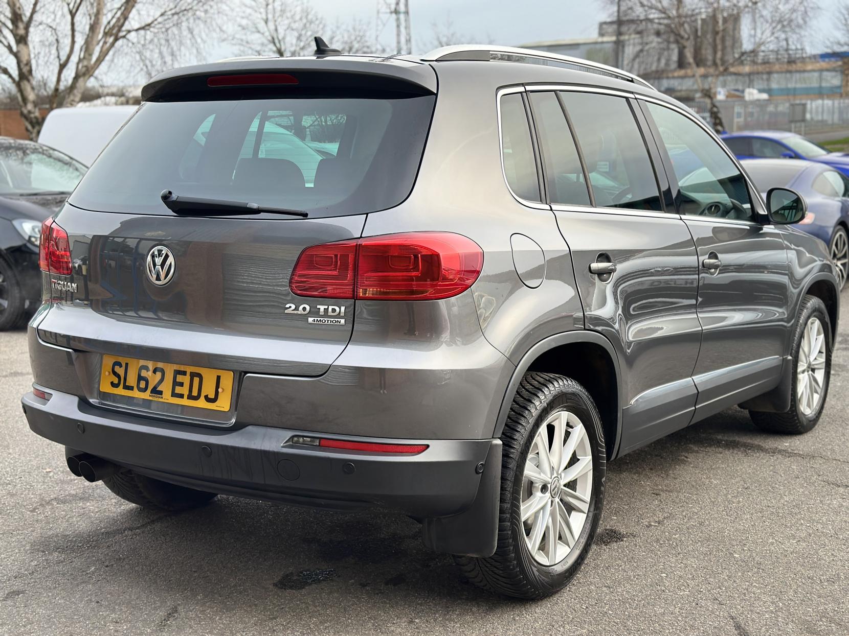 Volkswagen Tiguan 2.0 TDI BlueMotion Tech SE SUV 5dr Diesel DSG 4WD Euro 5 (s/s) (140 ps)