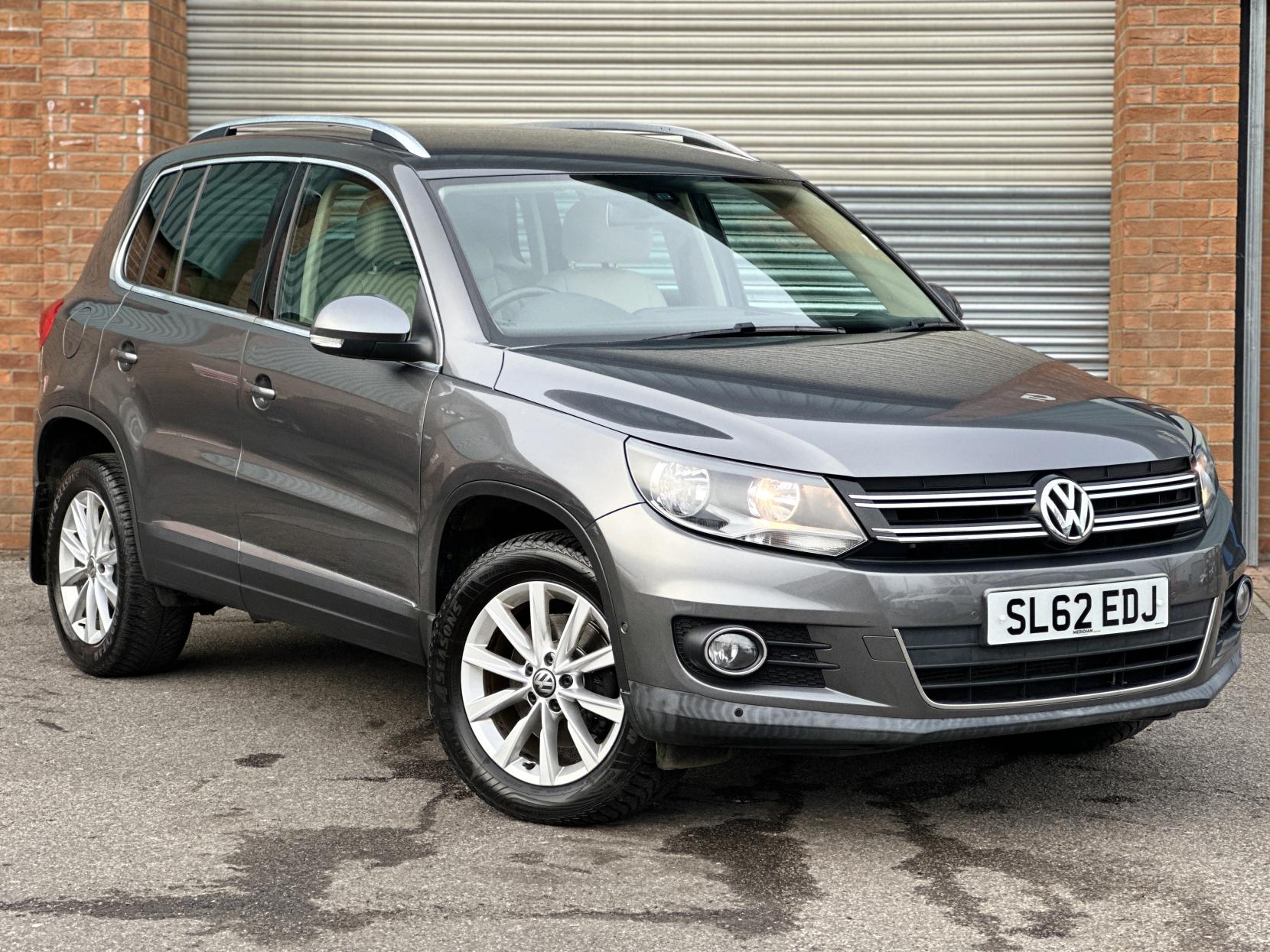 Volkswagen Tiguan 2.0 TDI BlueMotion Tech SE SUV 5dr Diesel DSG 4WD Euro 5 (s/s) (140 ps)