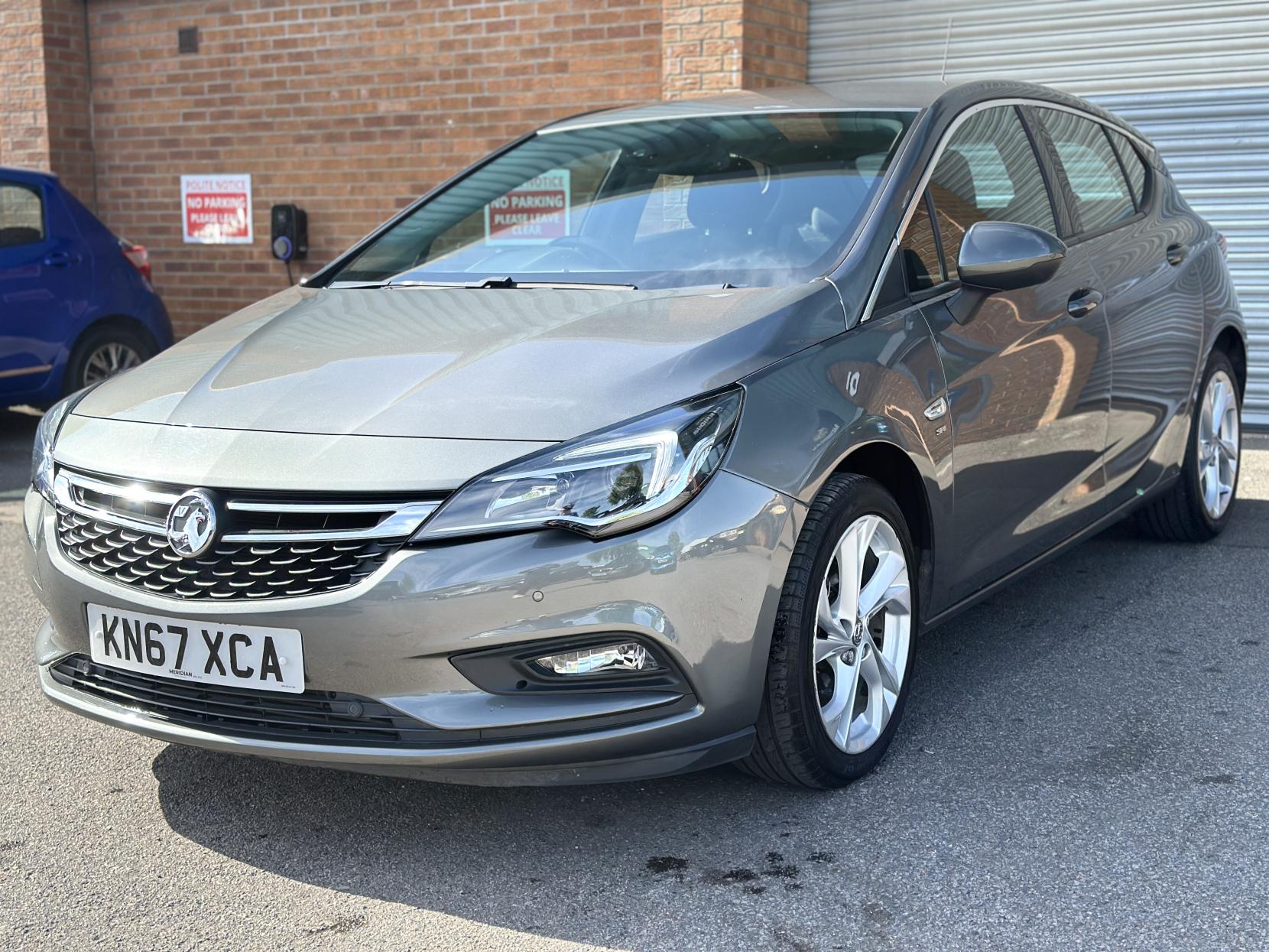 Vauxhall Astra 1.4i Turbo SRi Hatchback 5dr Petrol Auto Euro 6 (s/s) (150 ps)