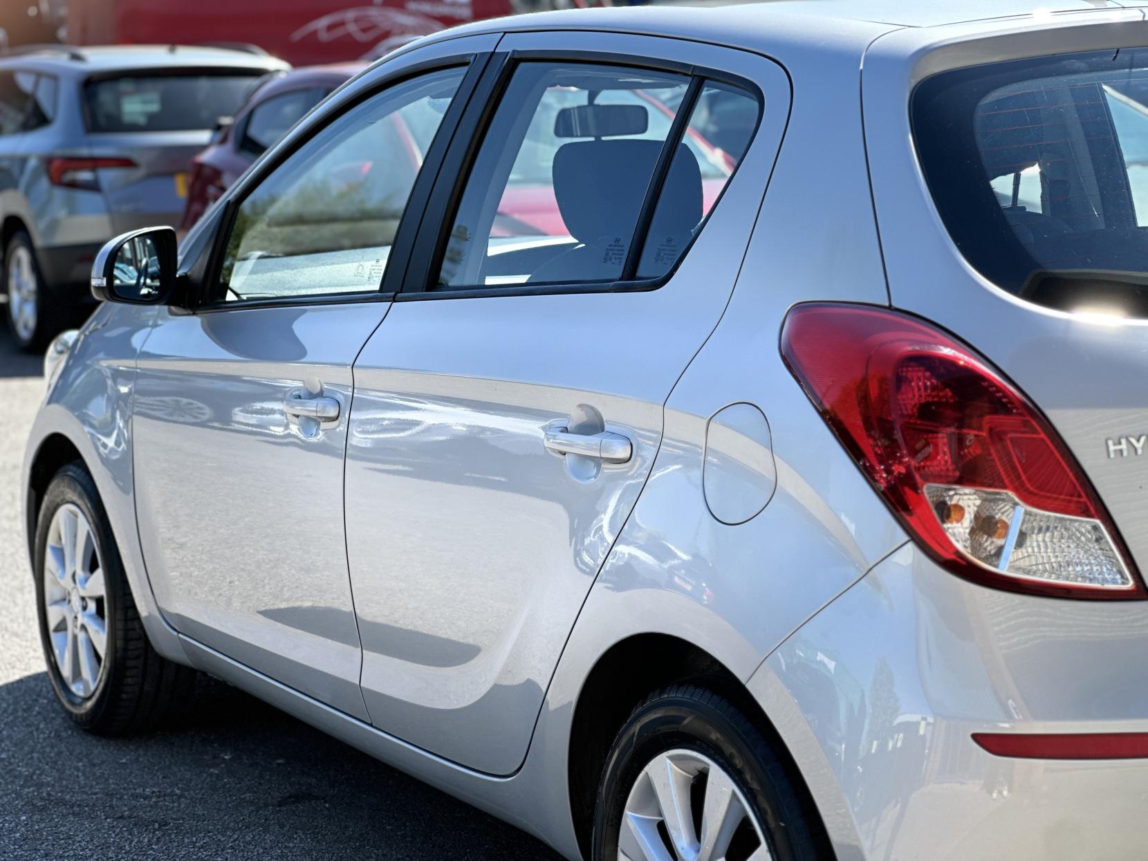 Hyundai i20 1.2 Active Hatchback 5dr Petrol Manual Euro 5 (85 bhp)