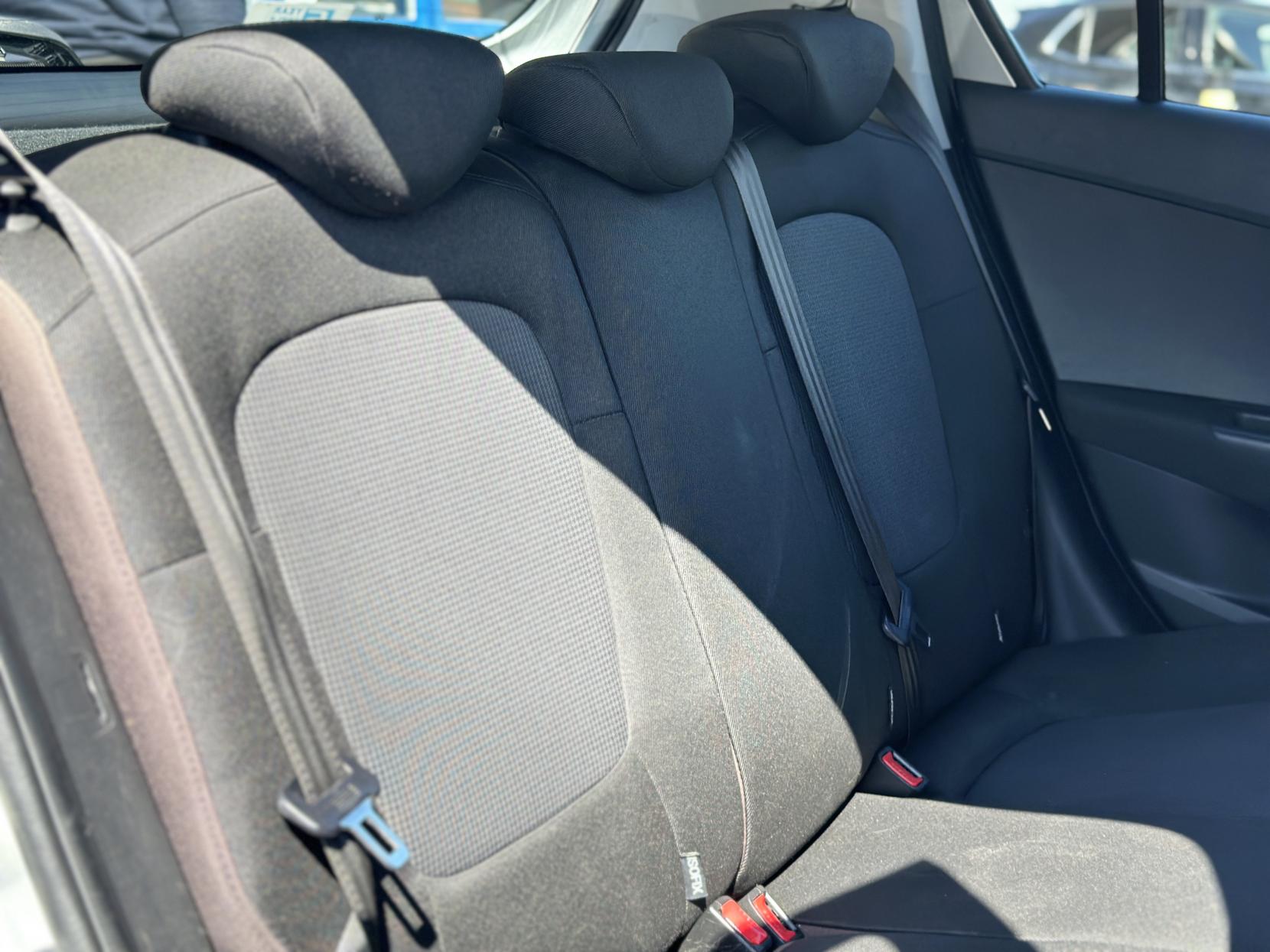Hyundai i20 1.2 Active Hatchback 5dr Petrol Manual Euro 5 (85 bhp)