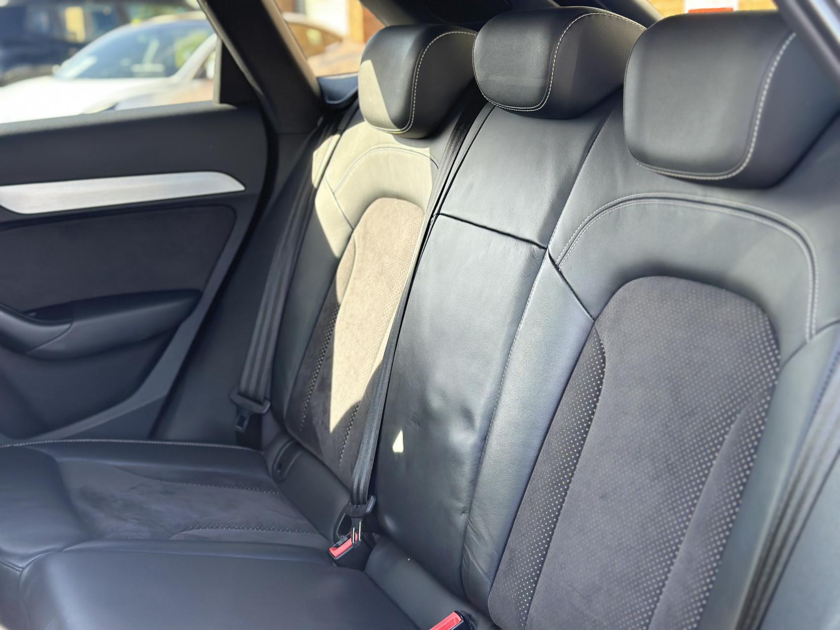 Audi Q3 2.0 TDI S line Plus SUV 5dr Diesel S Tronic quattro Euro 6 (s/s) (184 ps)