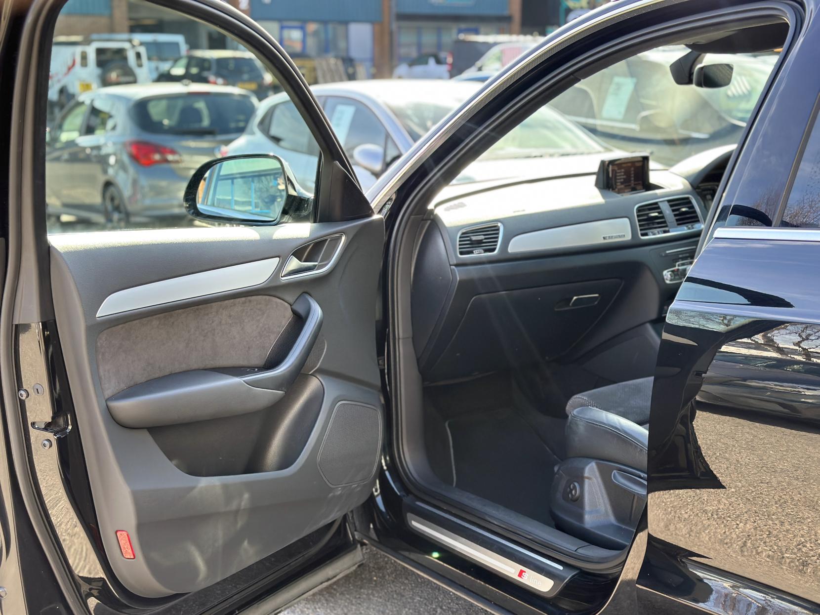 Audi Q3 2.0 TDI S line Plus SUV 5dr Diesel S Tronic quattro Euro 6 (s/s) (184 ps)