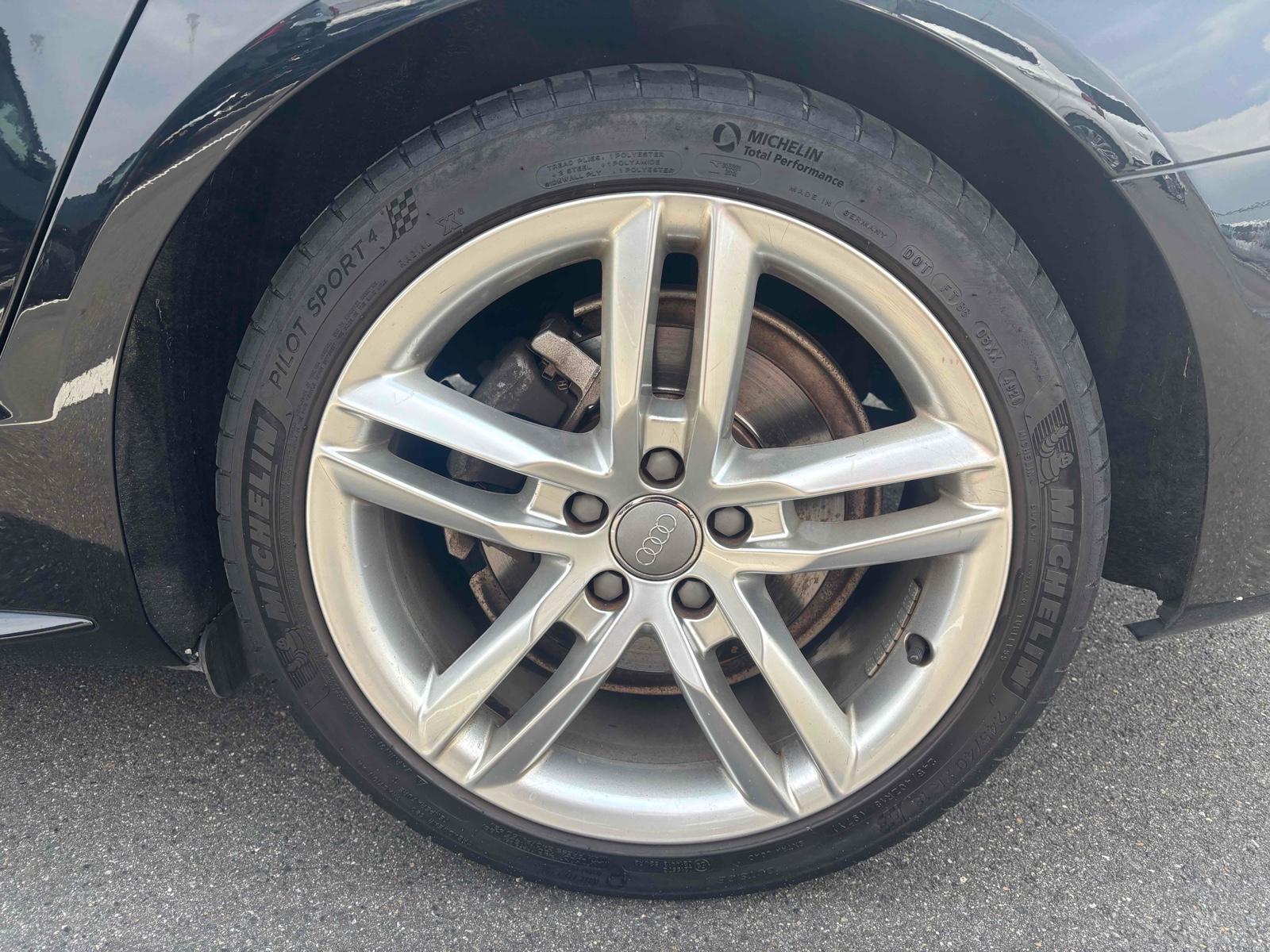 Audi A4 2.0 TFSI S line Saloon 4dr Petrol Multitronic Euro 5 (s/s) (211 ps)