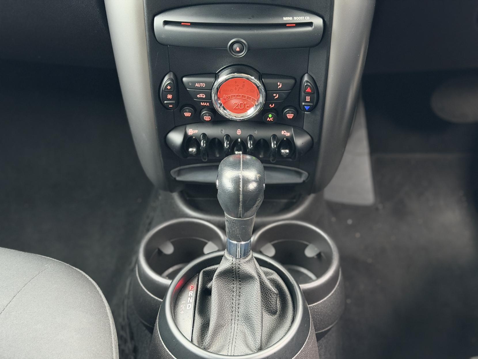 MINI Countryman 2.0 Cooper D SUV 5dr Diesel Auto Euro 5 (112 ps)