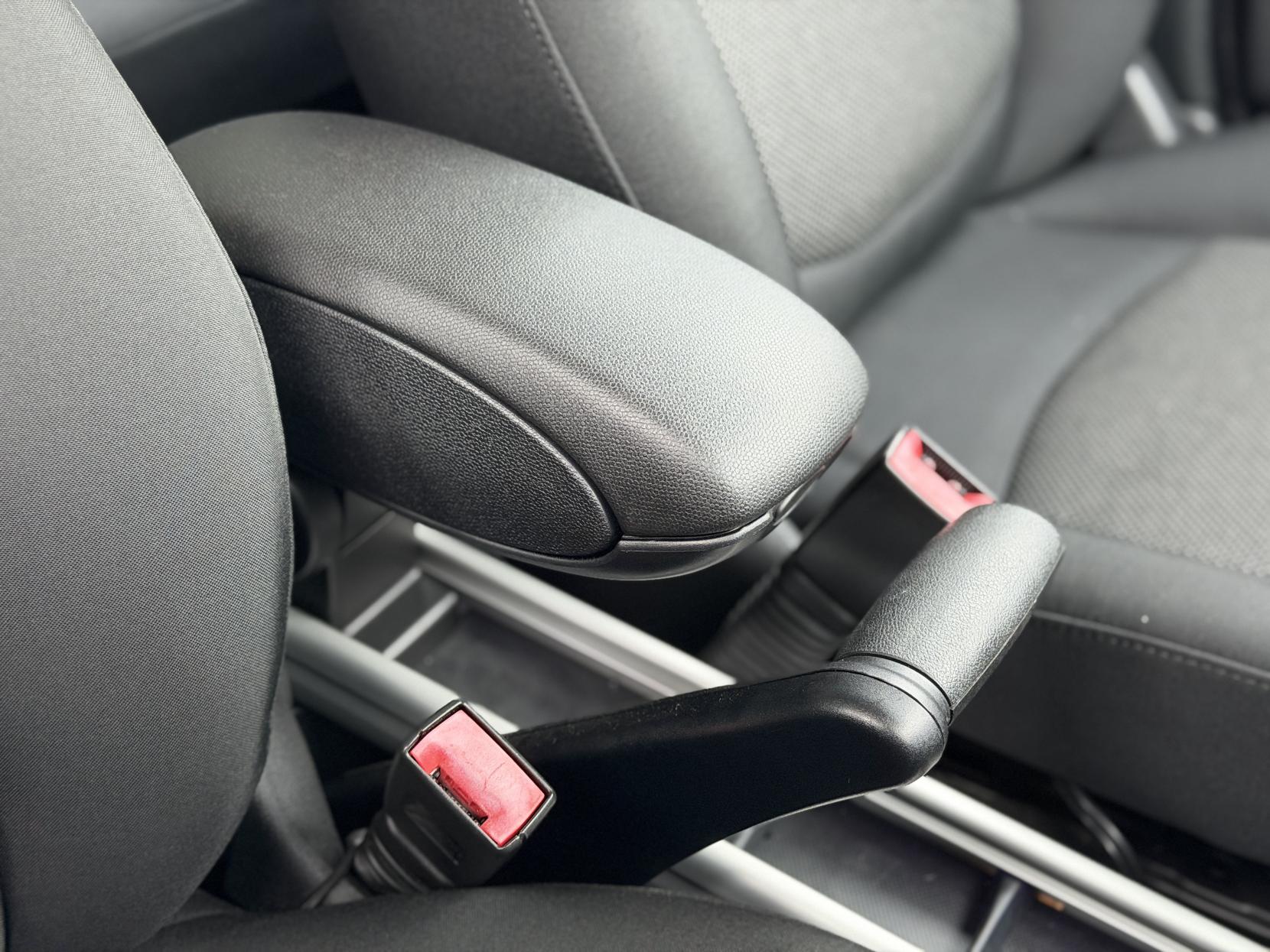 MINI Countryman 2.0 Cooper D SUV 5dr Diesel Auto Euro 5 (112 ps)