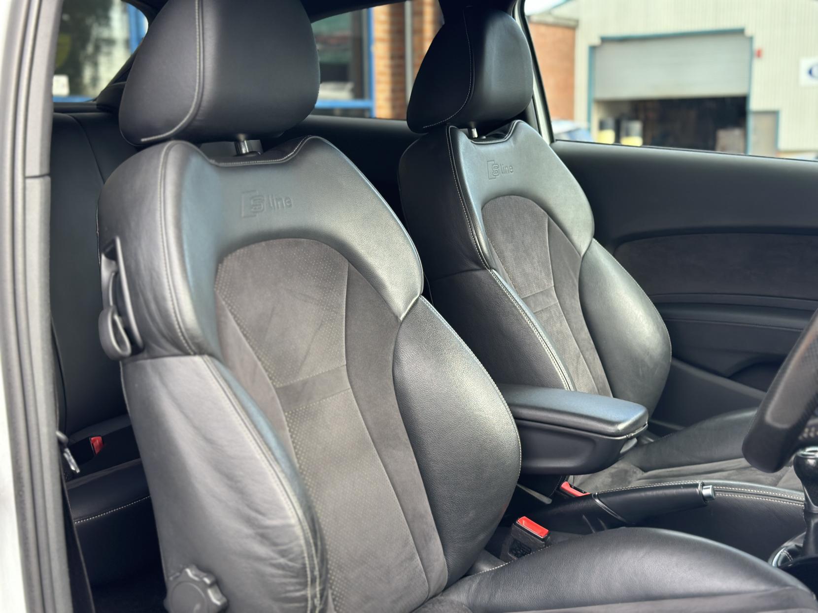 Audi A1 1.4 TFSI CoD Black Edition Hatchback 3dr Petrol Manual Euro 6 (s/s) (150 ps)