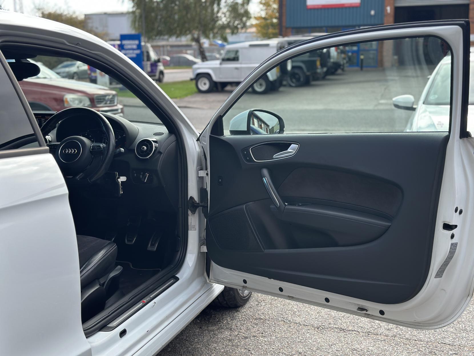 Audi A1 1.4 TFSI CoD Black Edition Hatchback 3dr Petrol Manual Euro 6 (s/s) (150 ps)