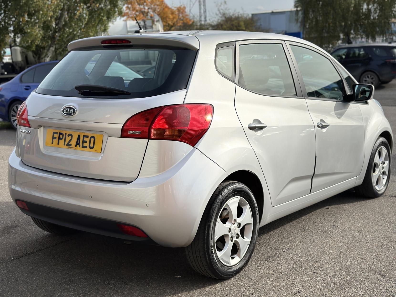 Kia Venga 1.6 2 MPV 5dr Petrol Auto Euro 5 (123 bhp)