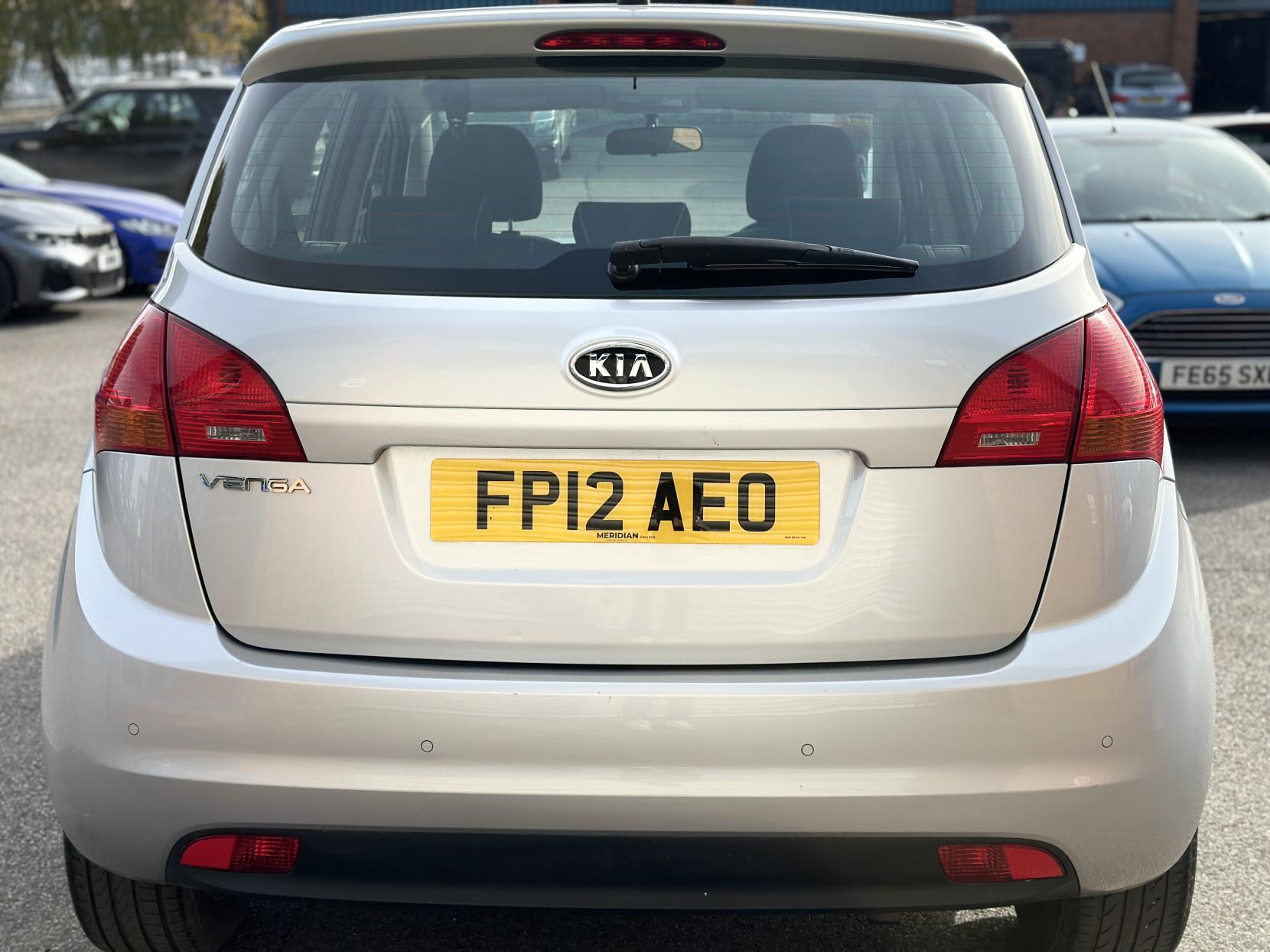 Kia Venga 1.6 2 MPV 5dr Petrol Auto Euro 5 (123 bhp)